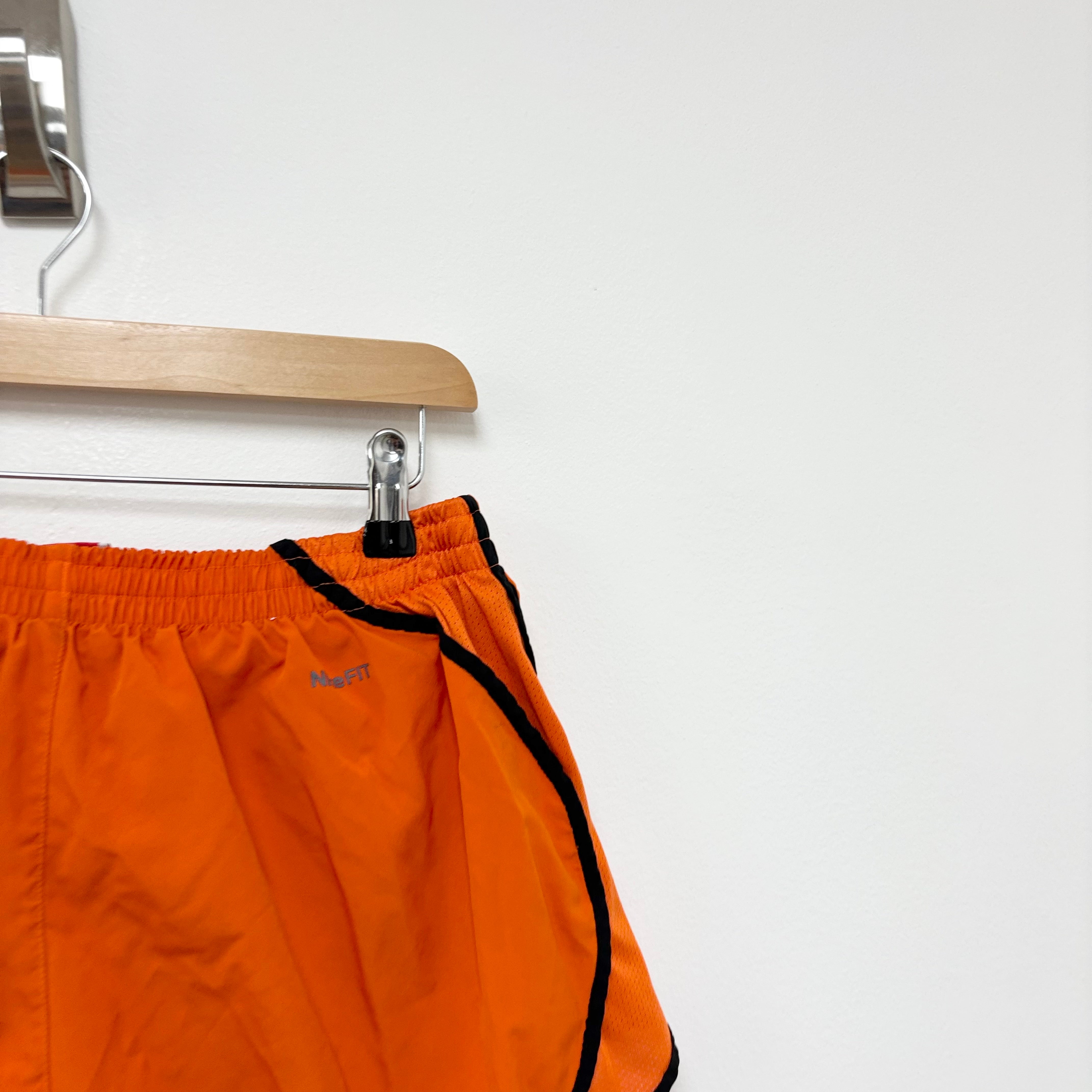 Nike Shorts Womens Large Orange Dri Fit Running Sports Gym Athletic (E)