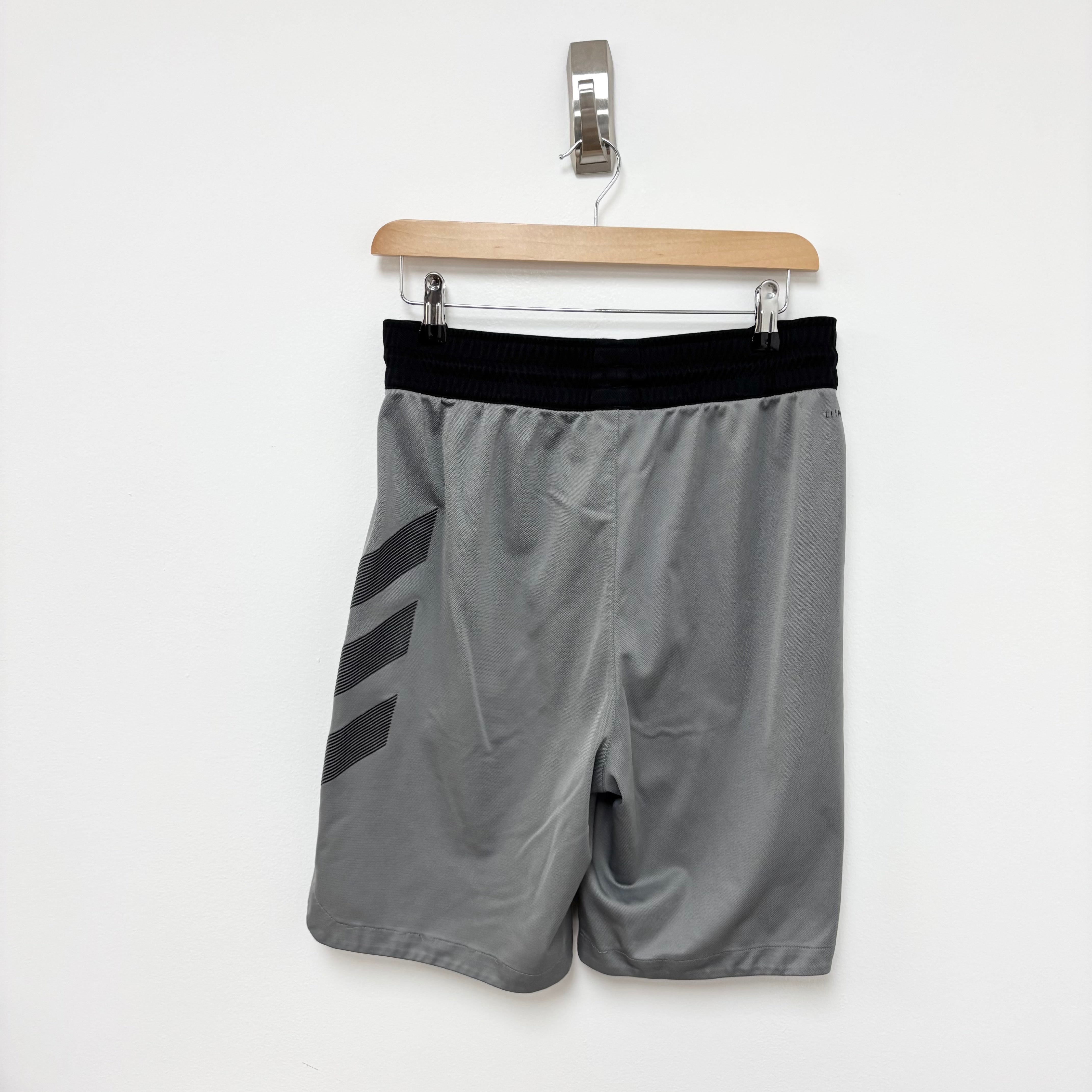 Adidas Shorts Mens Large Grey Sports Running Gym Athletic Pockets