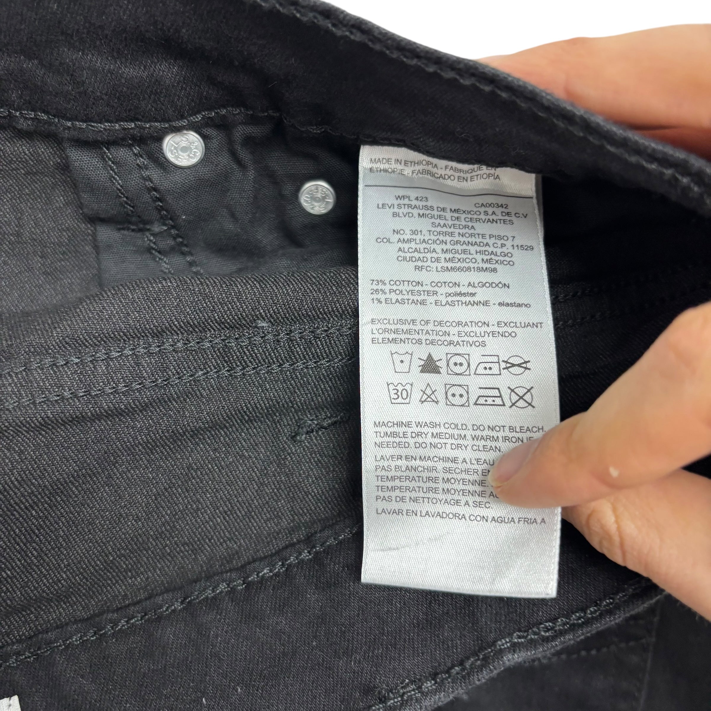 Levis Signature Jeans W38 L30 Mens Black Slim Fit Stretch Denim (E)