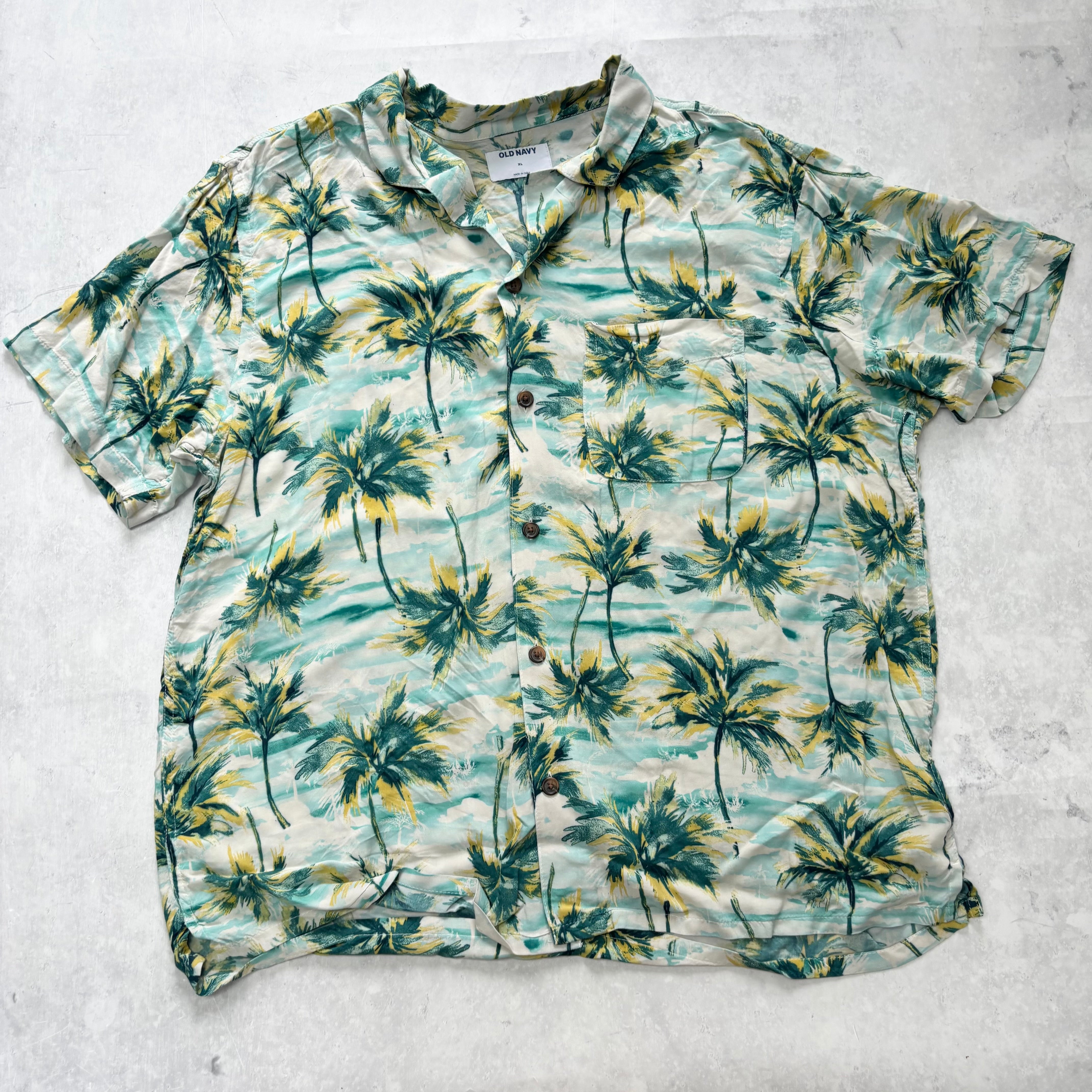 Old Navy Hawaiian Shirt Mens XL Green Floral Aloha Short Sleeve Viscose (E)