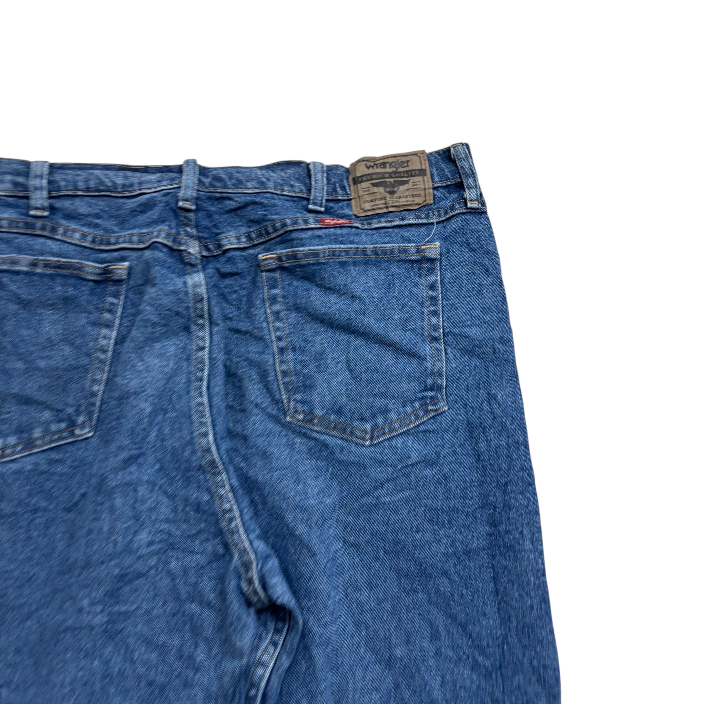 Wrangler Jeans W40 L30 Mens Mid Blue Relaxed Straight Fit Stretch Denim (E)