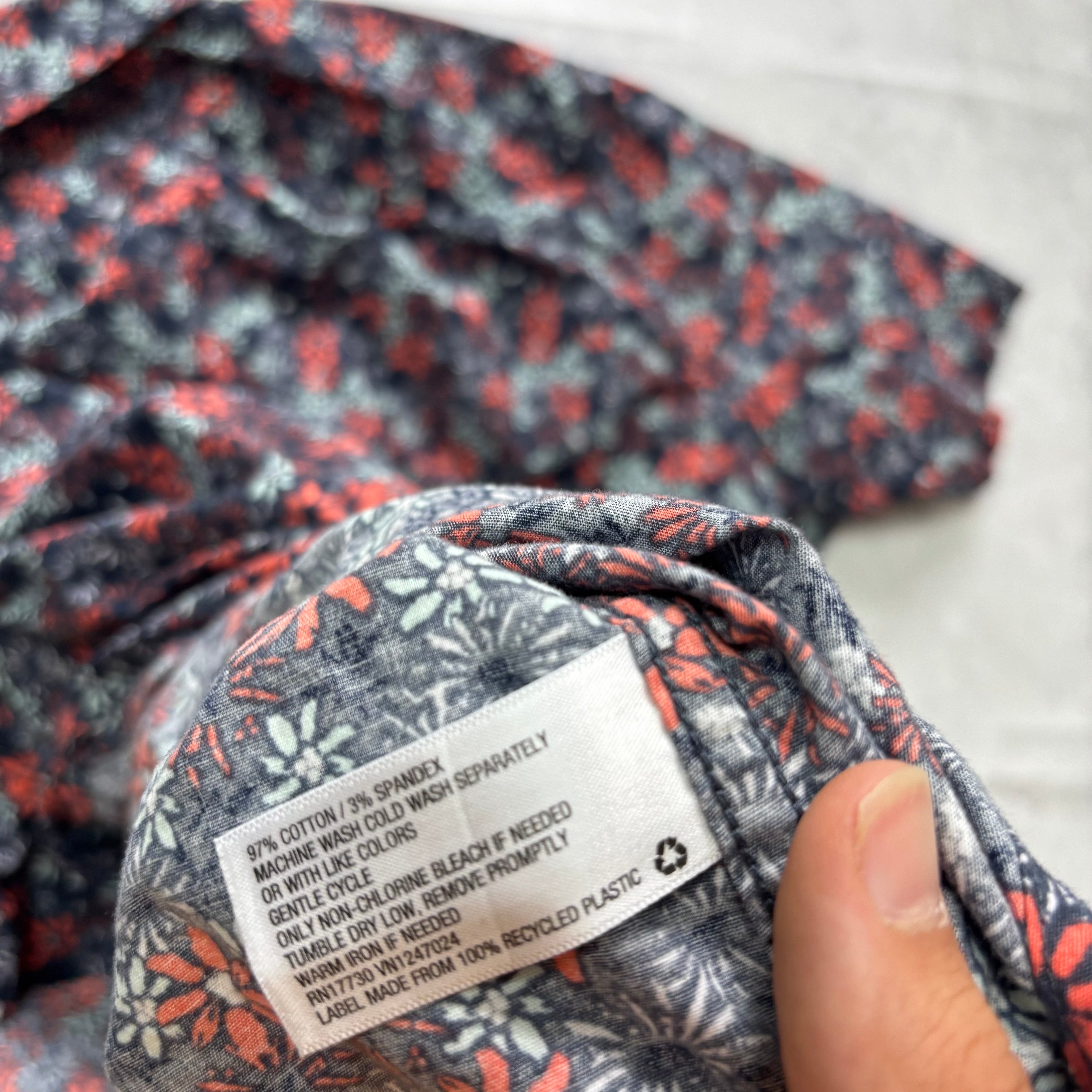 Hawaiian Shirt Mens XL Navy Floral Aloha Short Sleeve Cotton Slim Fit (E)
