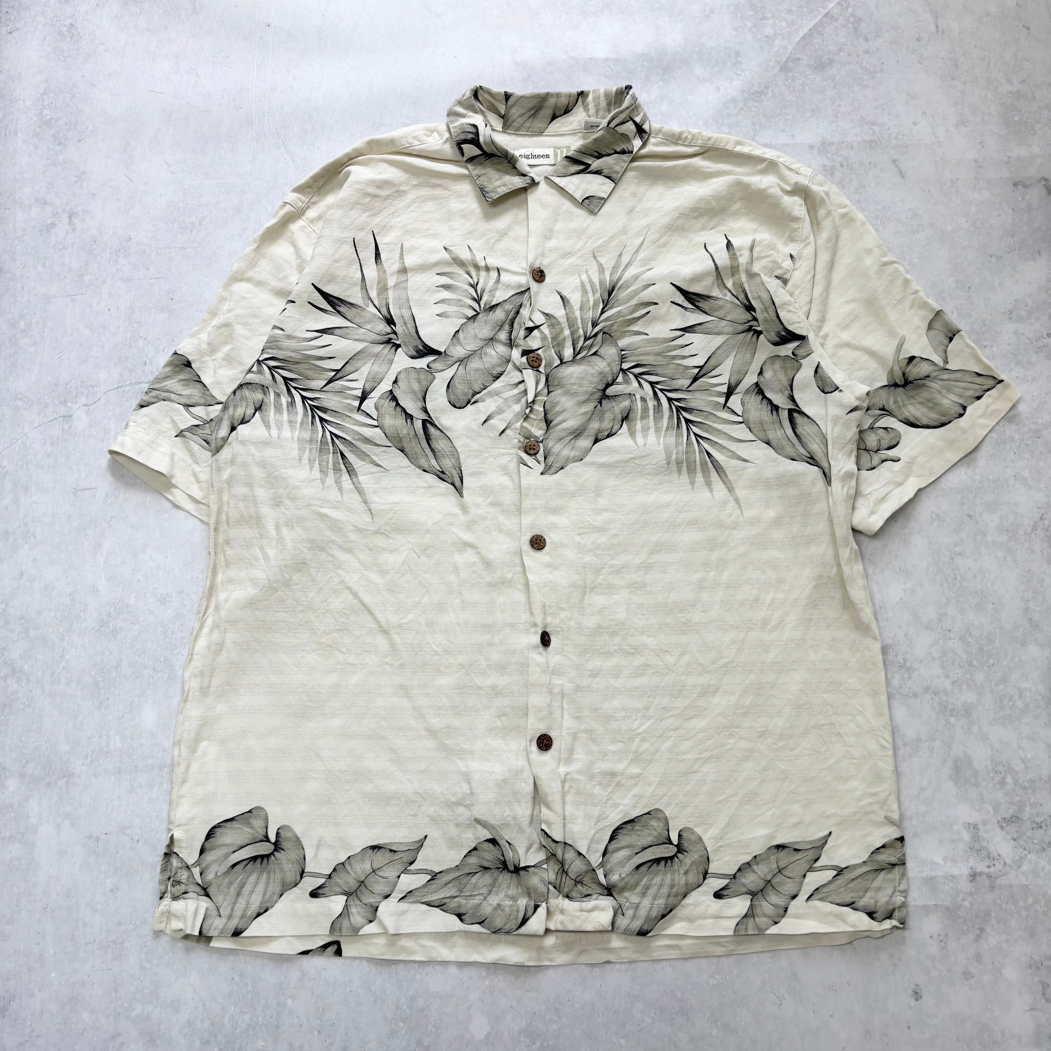 Vintage Hawaiian Shirt Mens Medium Cream Floral Aloha Short Sleeve Silk (E)