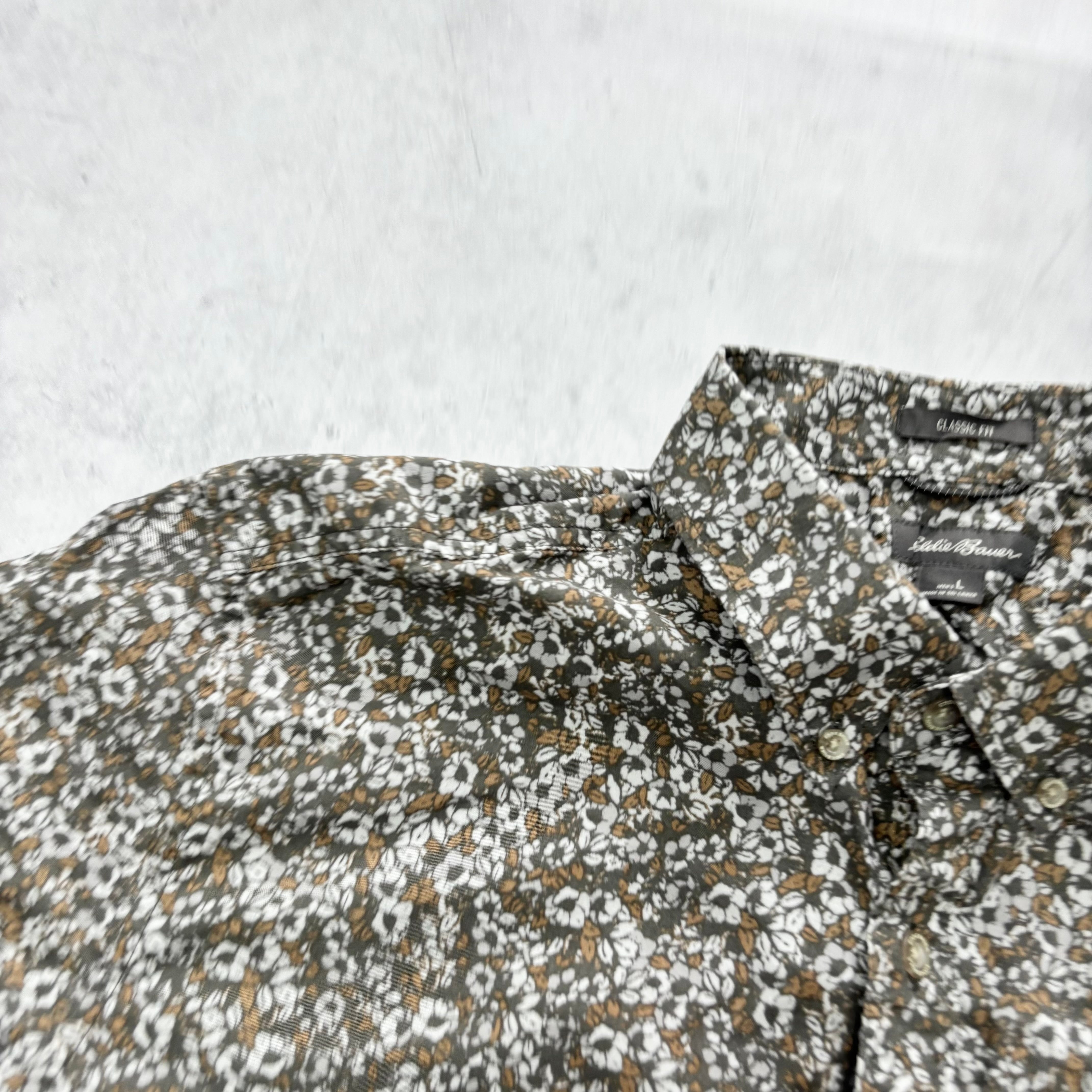 Eddie Bauer Hawaiian Shirt Mens Large Green Slim Fit Short Sleeve Cotton (E)