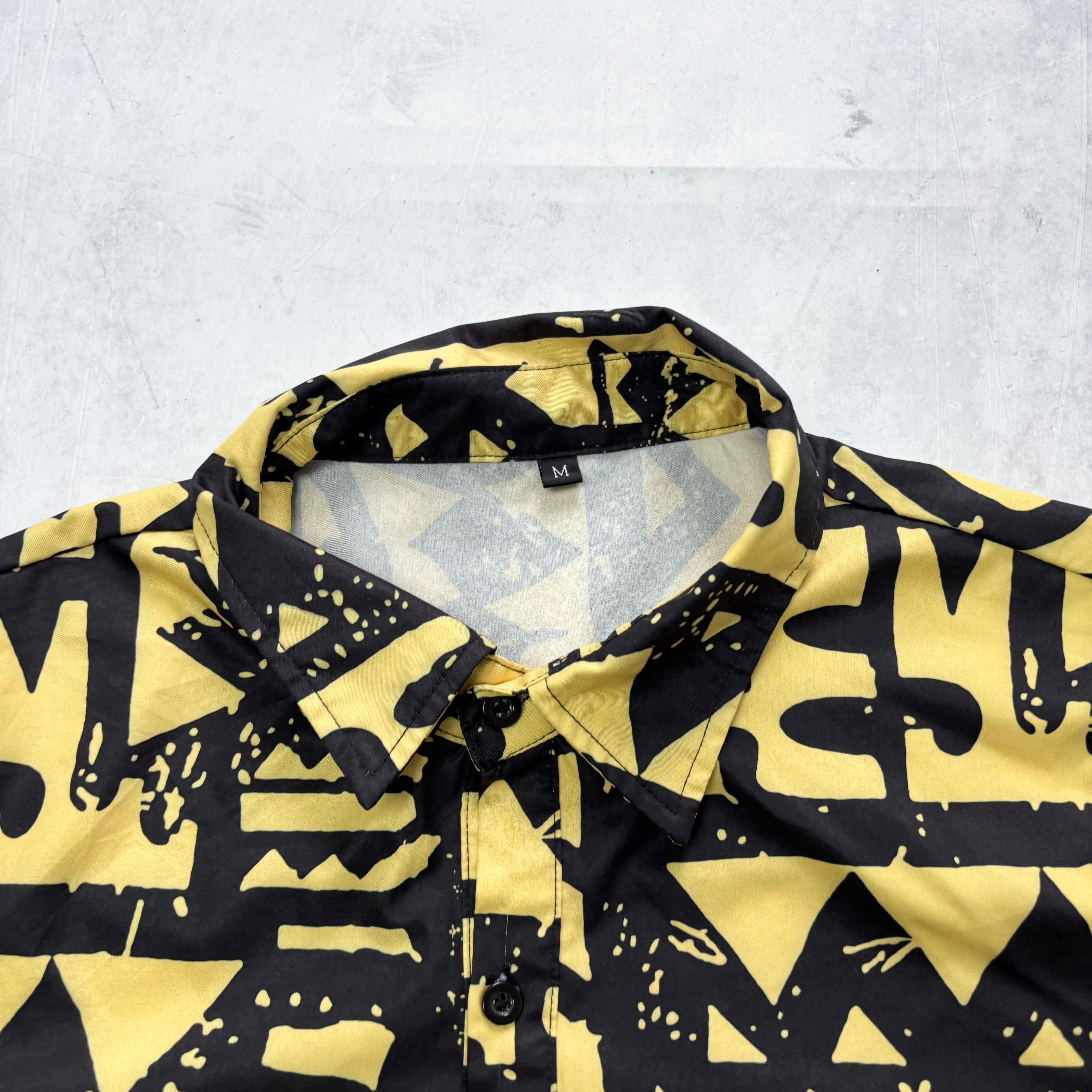 Vintage Funky Shirt Mens Medium Black Yellow Pattern Short Sleeve Poly (E)