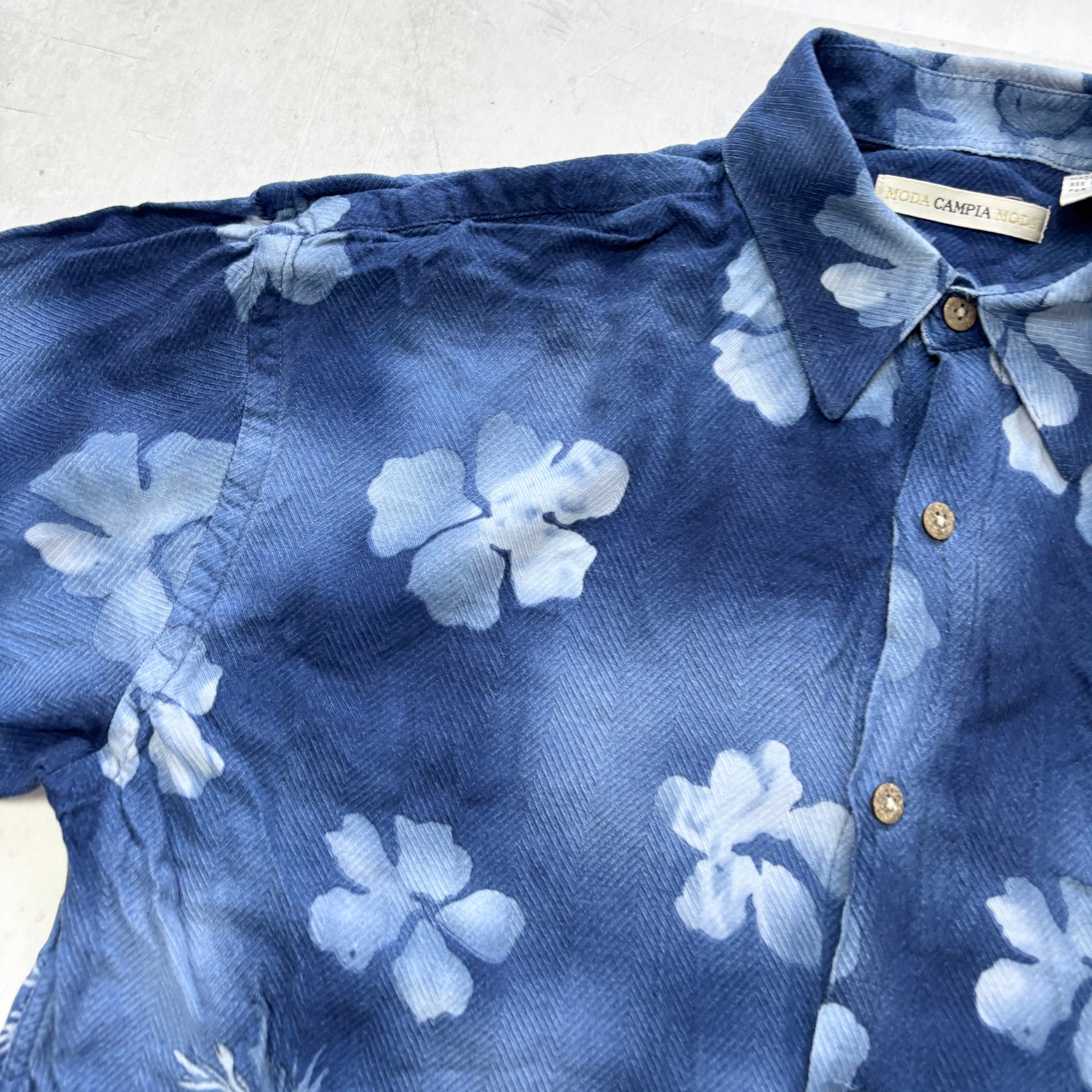 Hawaiian Shirt Mens Small Blue Aloha Floral Short Sleeve Rayon (E)