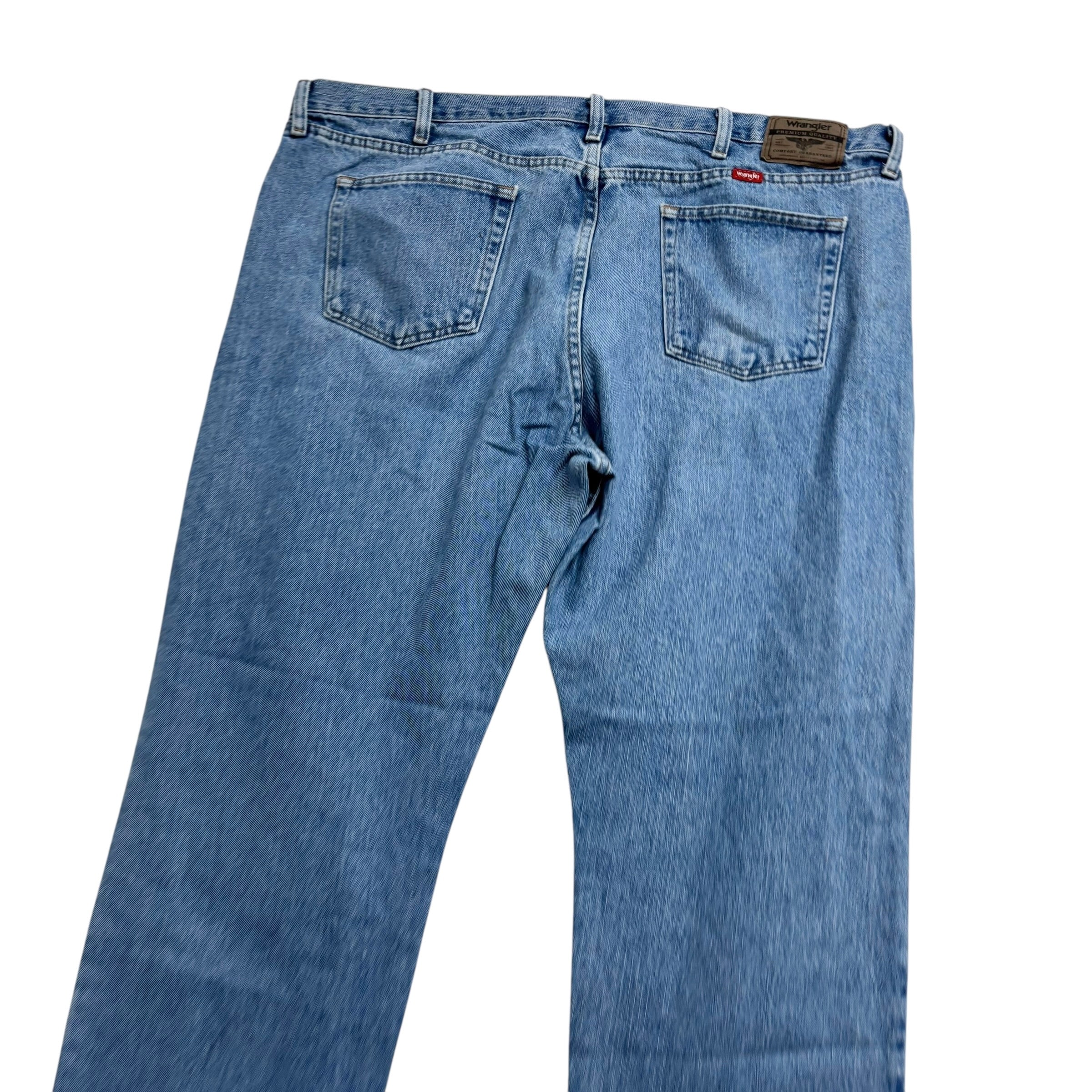 Wrangler Jeans W44 L30 Mens Light Blue Relaxed Straight Fit Denim (E)