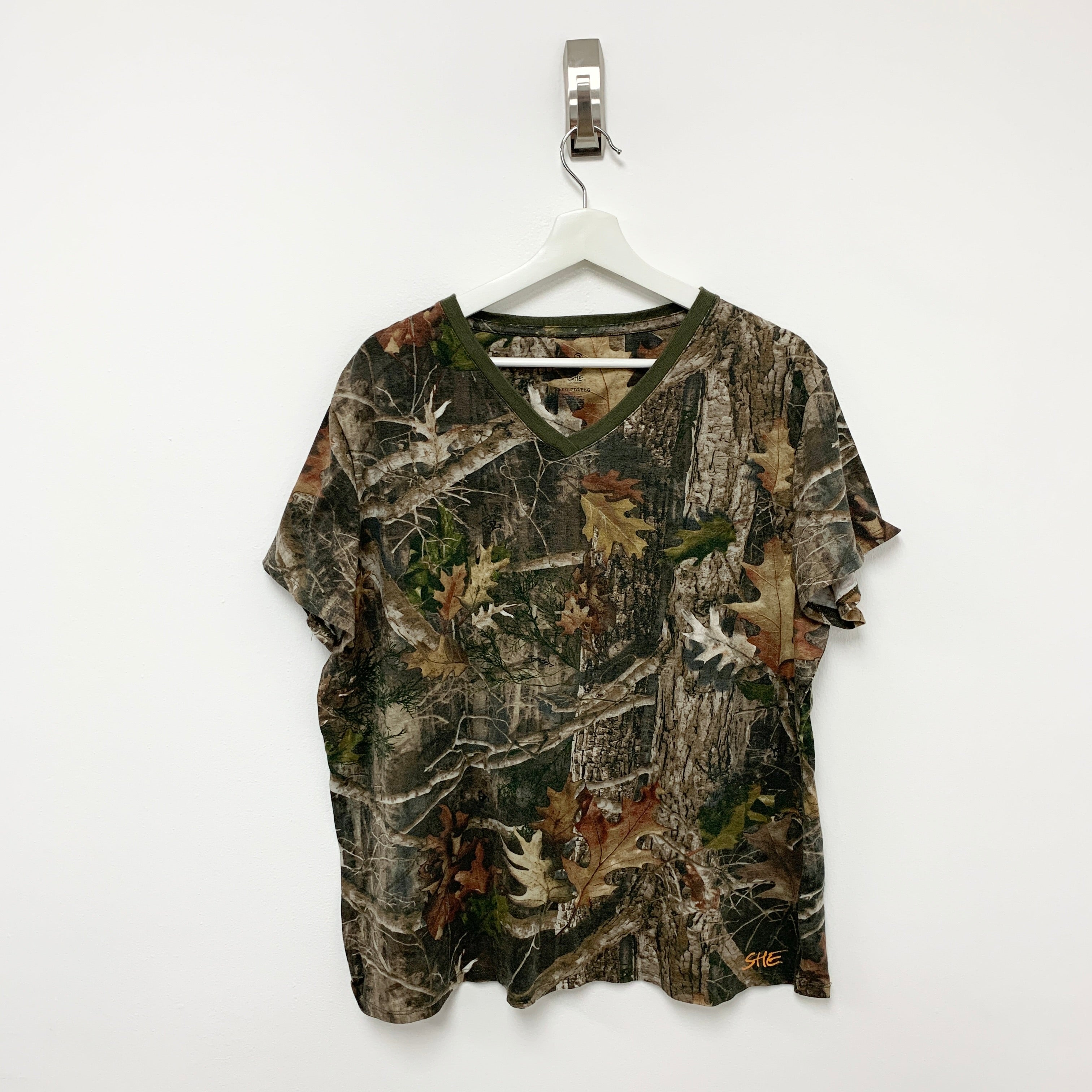 Vintage Womens Realtree T Shirt XXL Hunting Camo USA