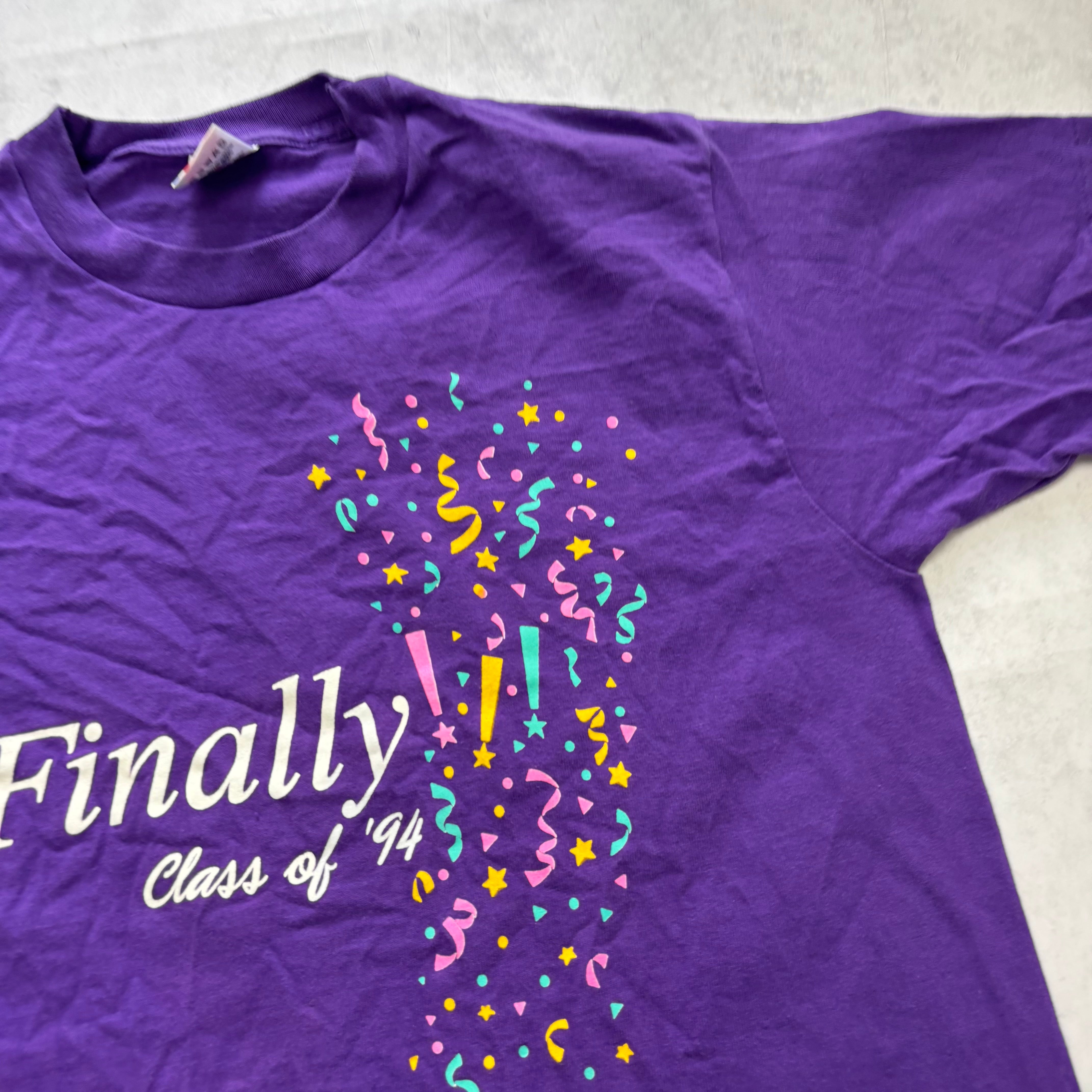 Vintage T Shirt Mens Medium Purple Single Stitch Graphic Print 90s USA (E)