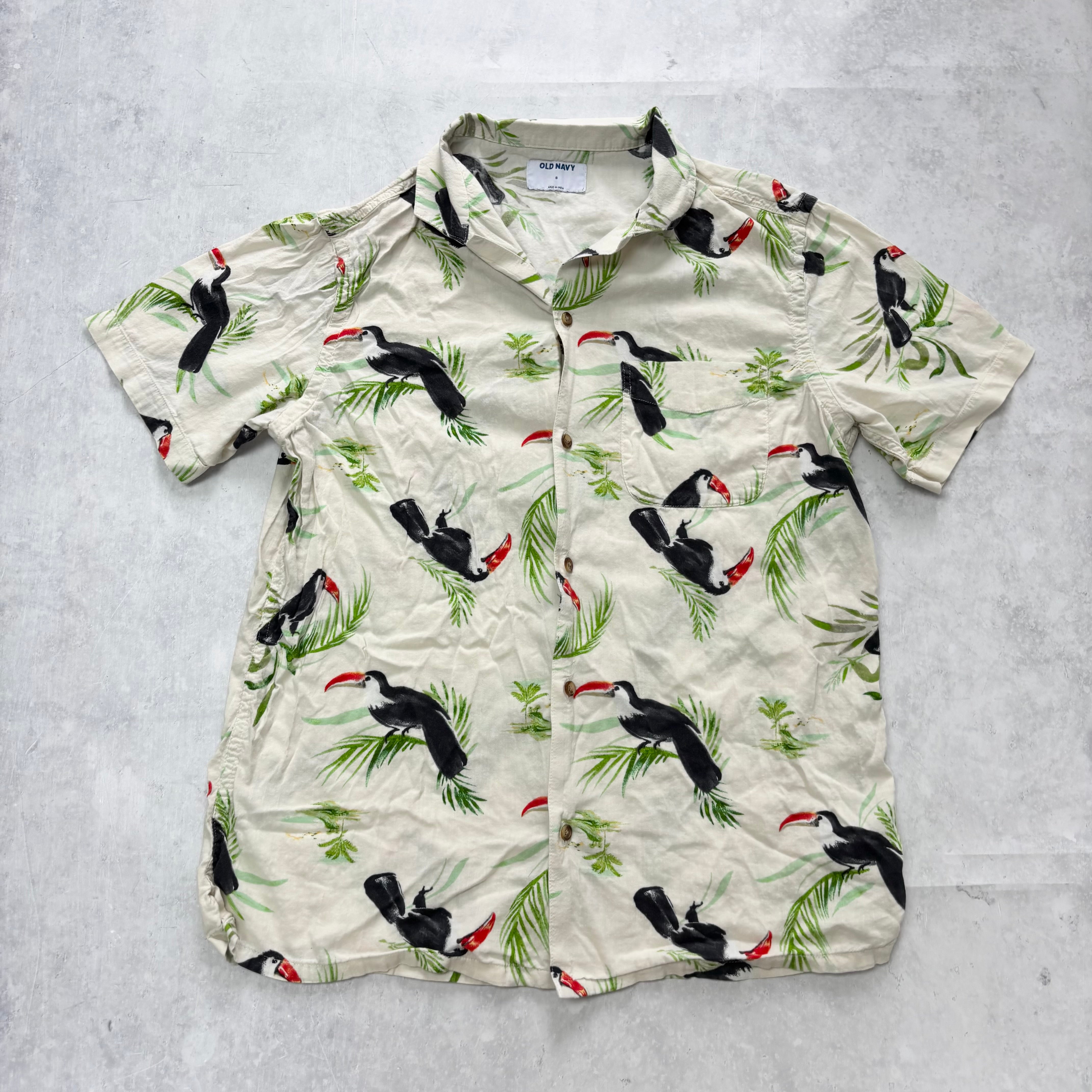 Old Navy Hawaiian Shirt Mens Small Cream Floral Aloha Short Sleeve Cotton (E)