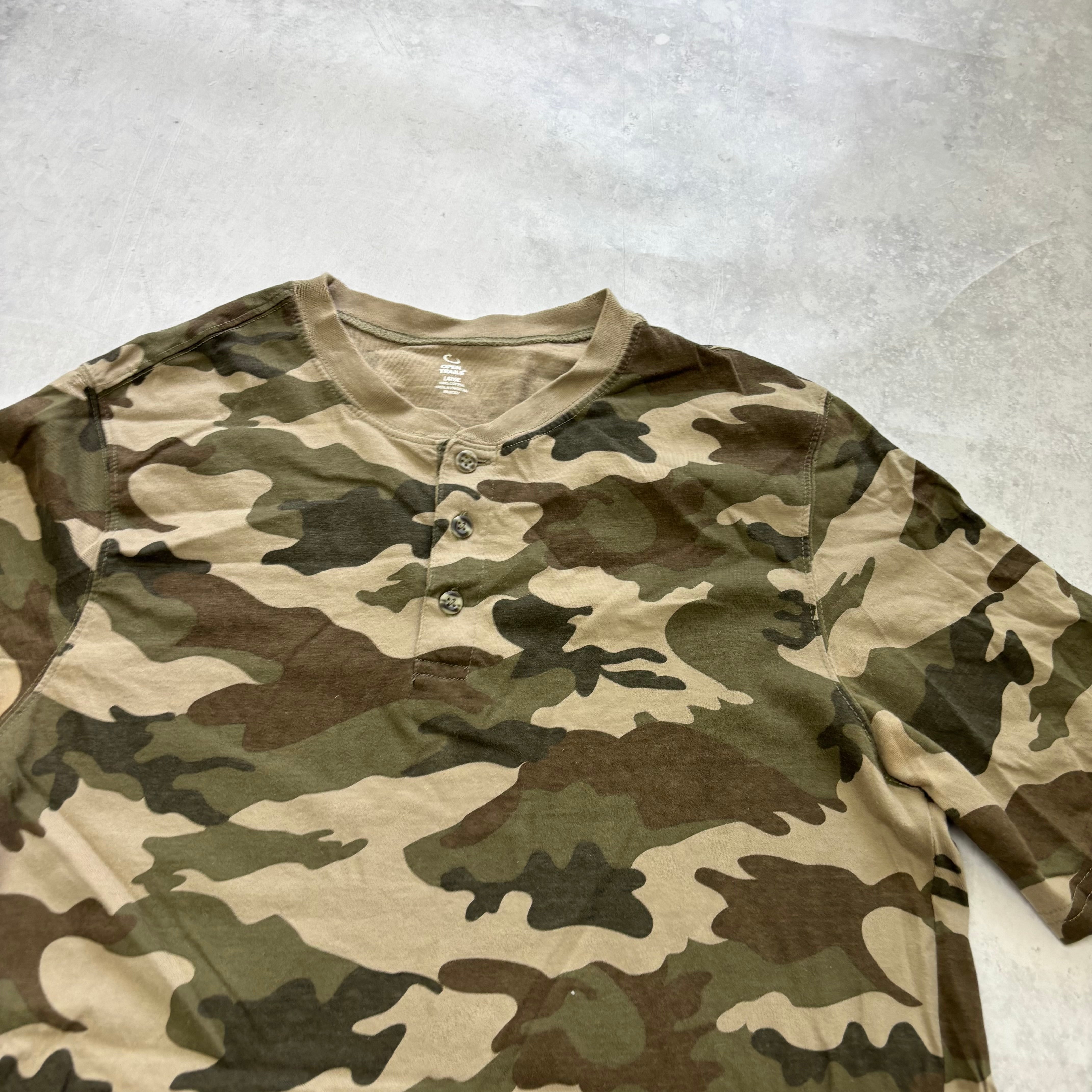 Camo T Shirt Mens Large Army Desert Hunting Woodland Camouflage (E)