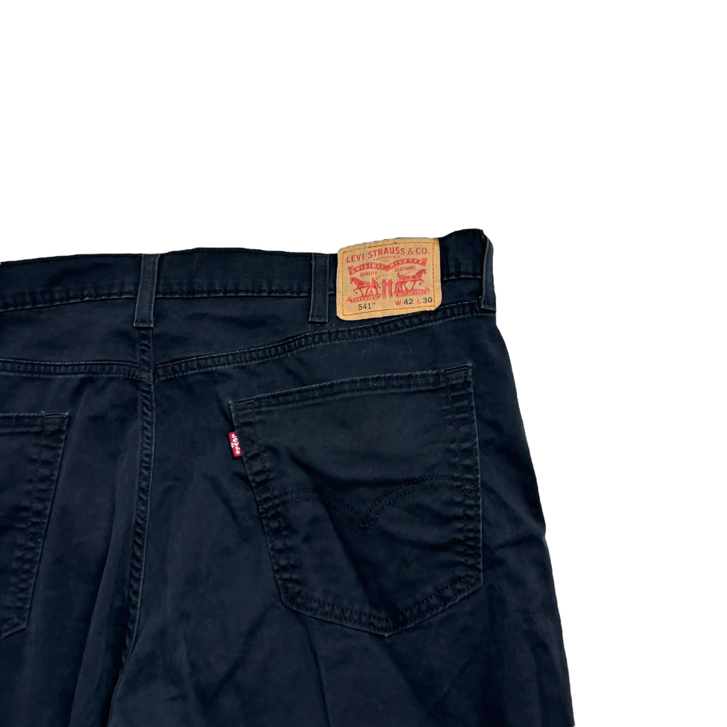 Levis 541 Trousers W42 L29 Mens Black Athletic Tapered Fit Stretch Pants