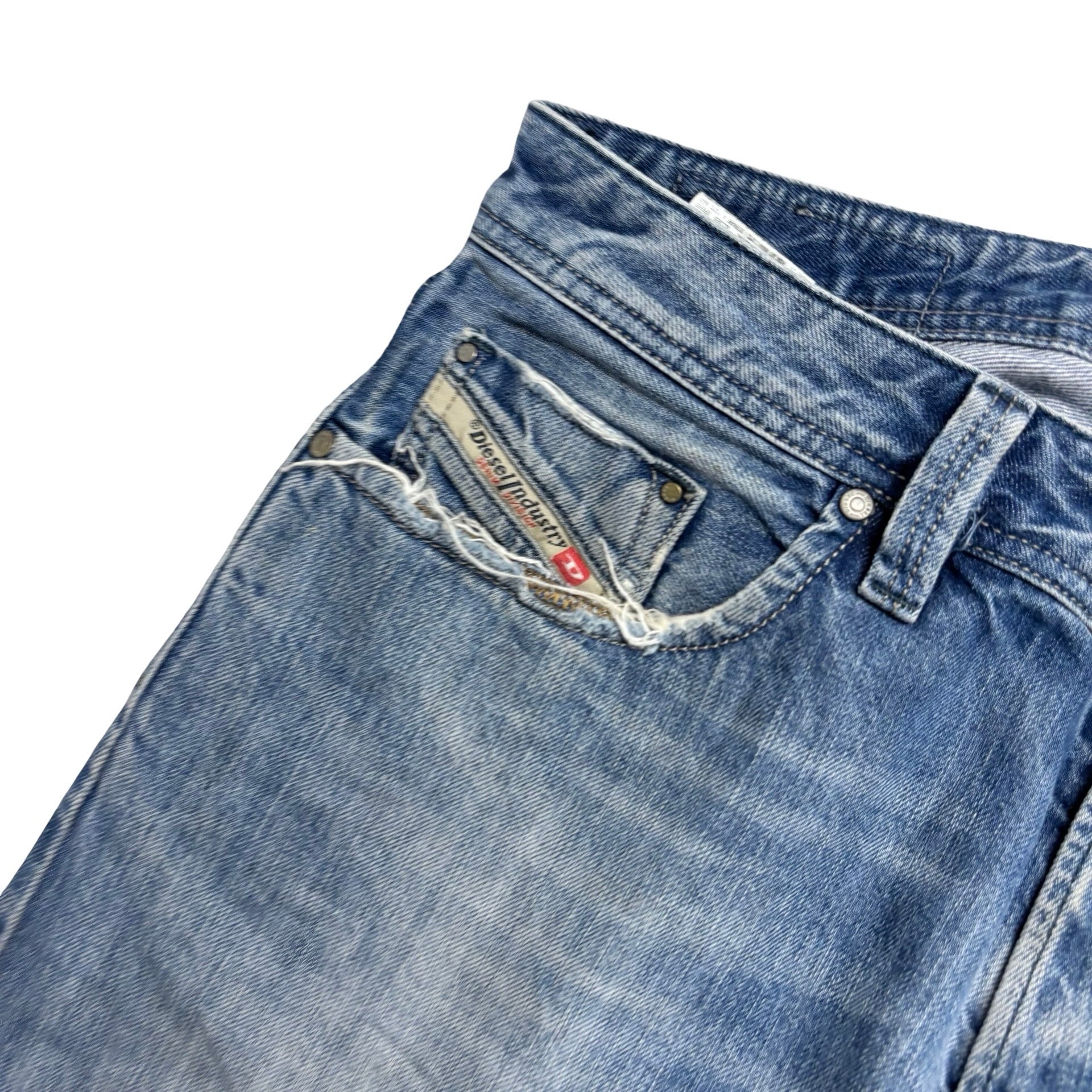 Diesel Larkee Jeans W32 L32 Mens Mid Blue Regular Straight Fit Denim