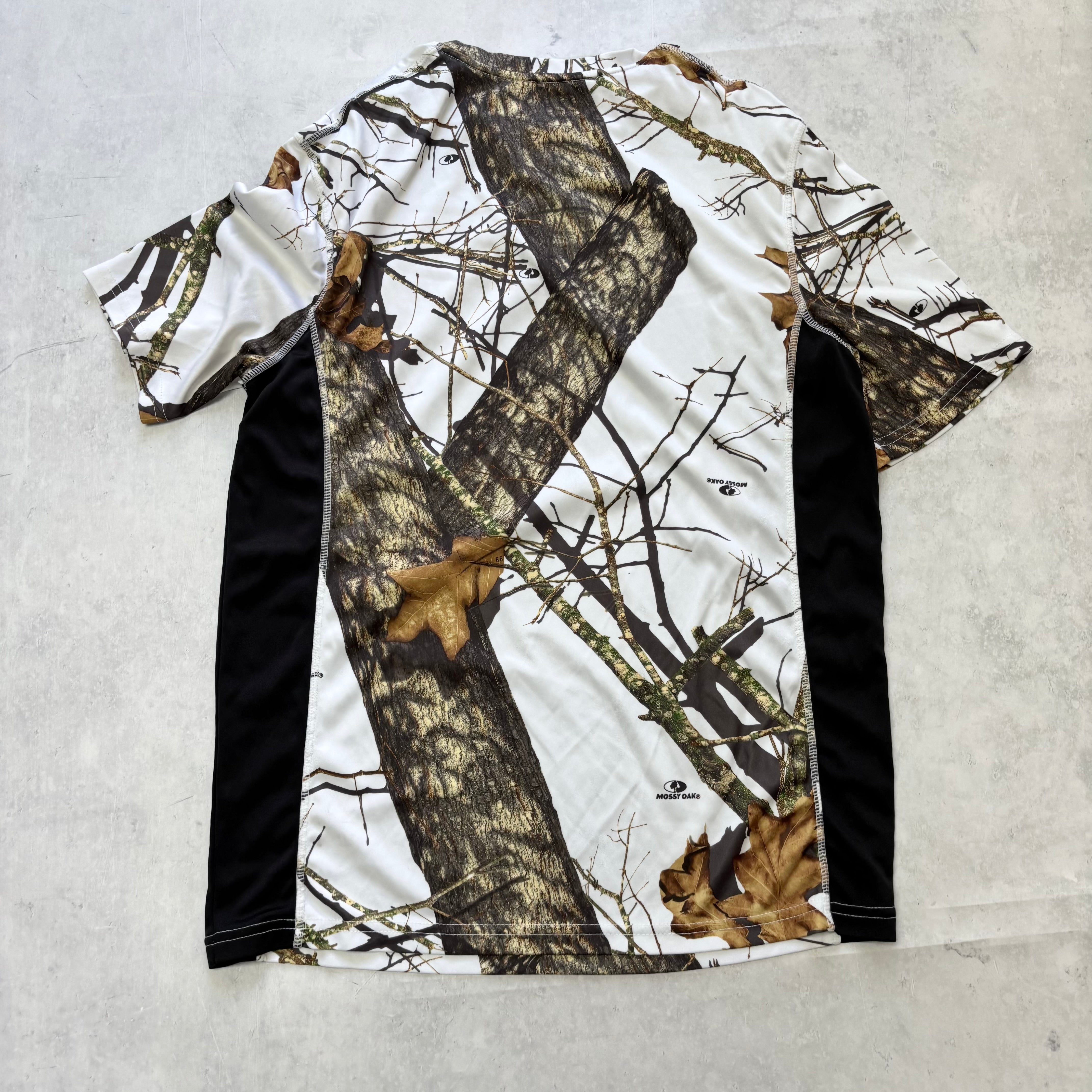 RealTree T Shirt Mens Small Camo Y2K Hunting White Relaxed Fit