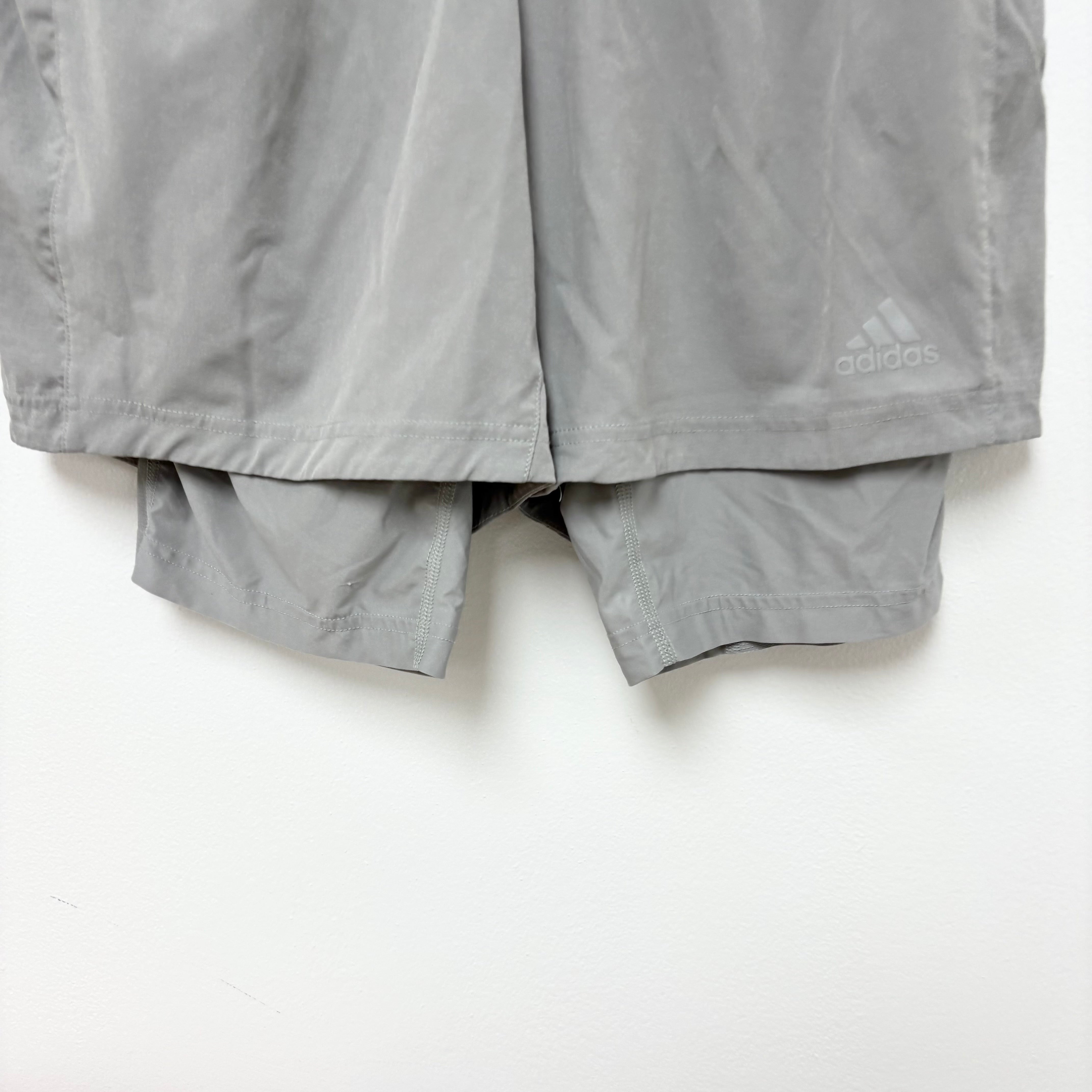 Adidas Shorts Mens Medium Grey Sports Running Gym Athletic Pockets (E)