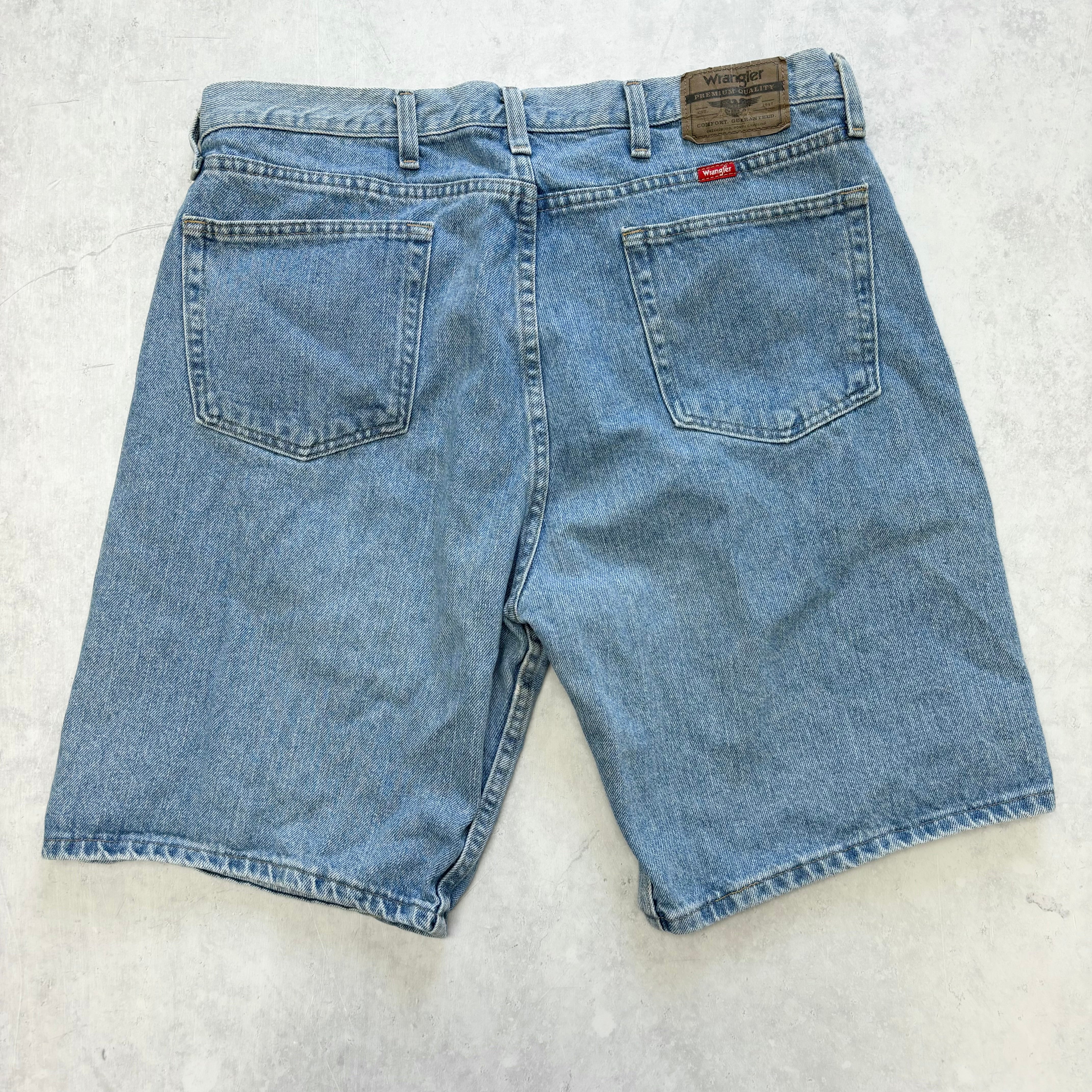 Vintage Wrangler Jorts W36 Mens Denim Shorts Light Blue Baggy Relaxed Fit