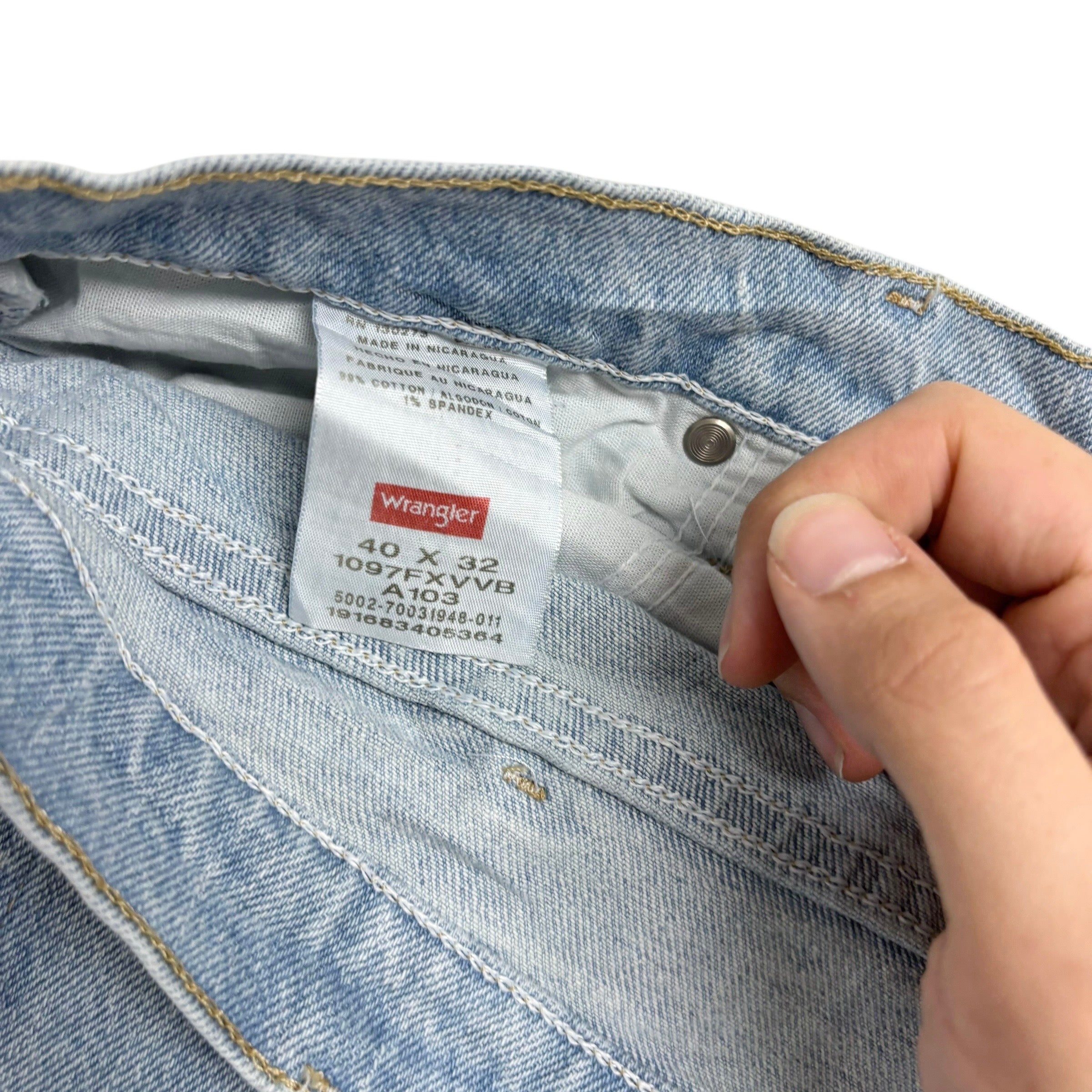 Wrangler Jeans W40 L32 Mens Light Blue Relaxed Straight Fit Stretch Denim
