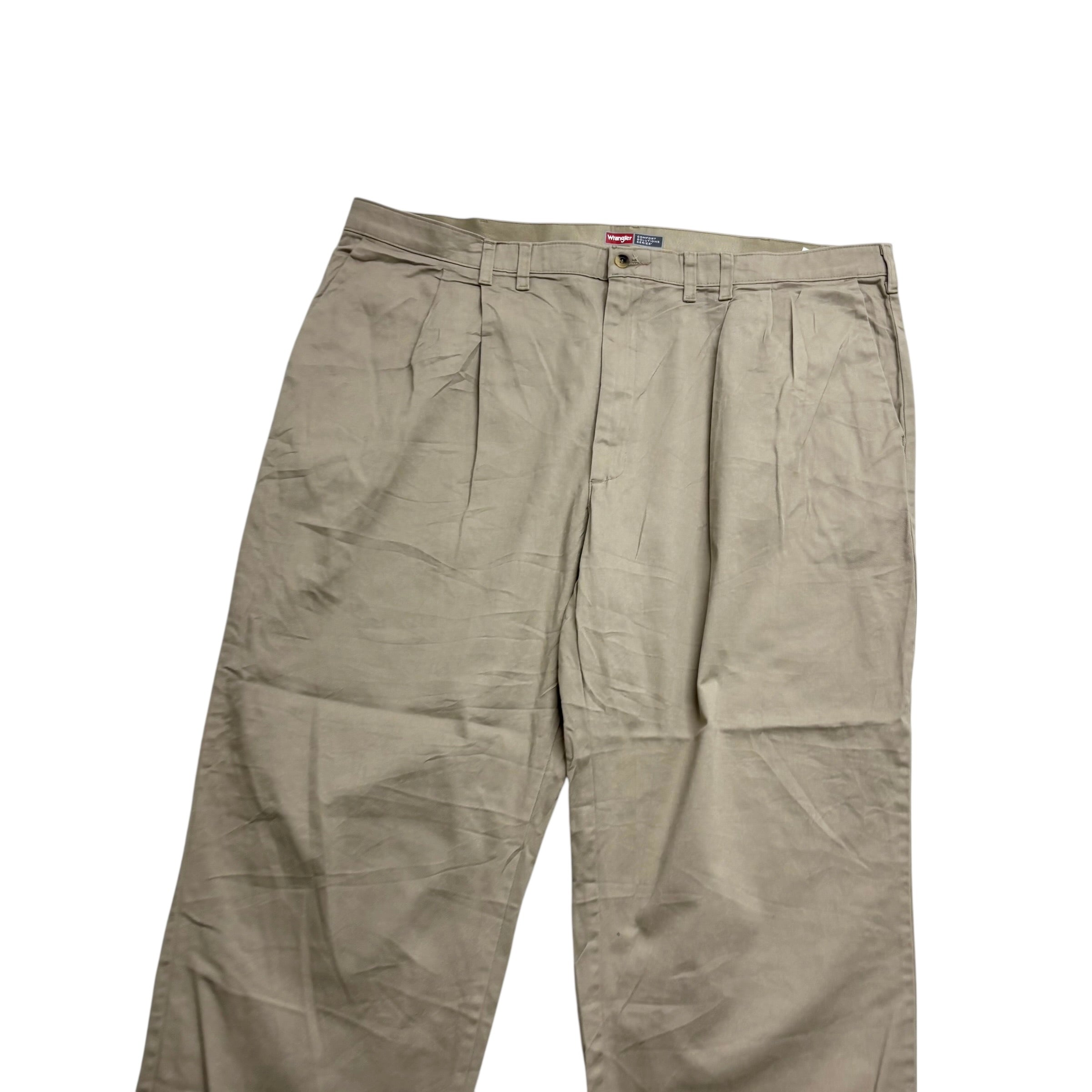 Wrangler Pleated Trousers W44 L30 Mens Beige Relaxed Straight Fit Stretch Pants