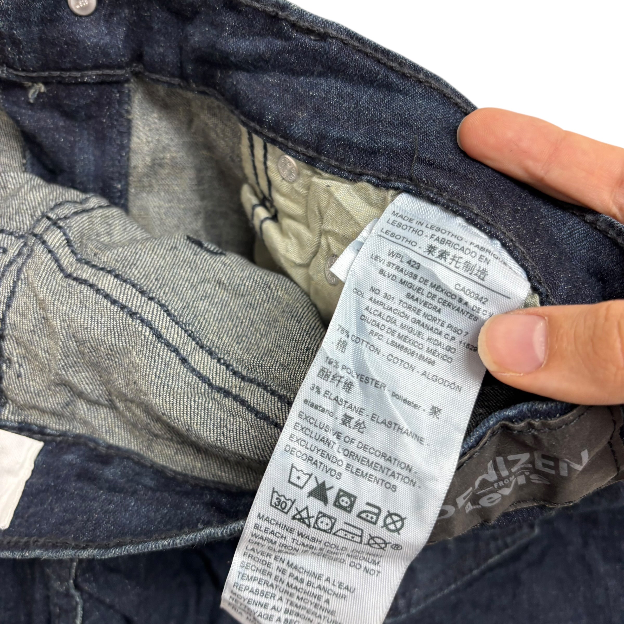 Levis Denizen Jeans W33 L32 Mens Dark Blue Athletic Tapered Stretch Denim (E)