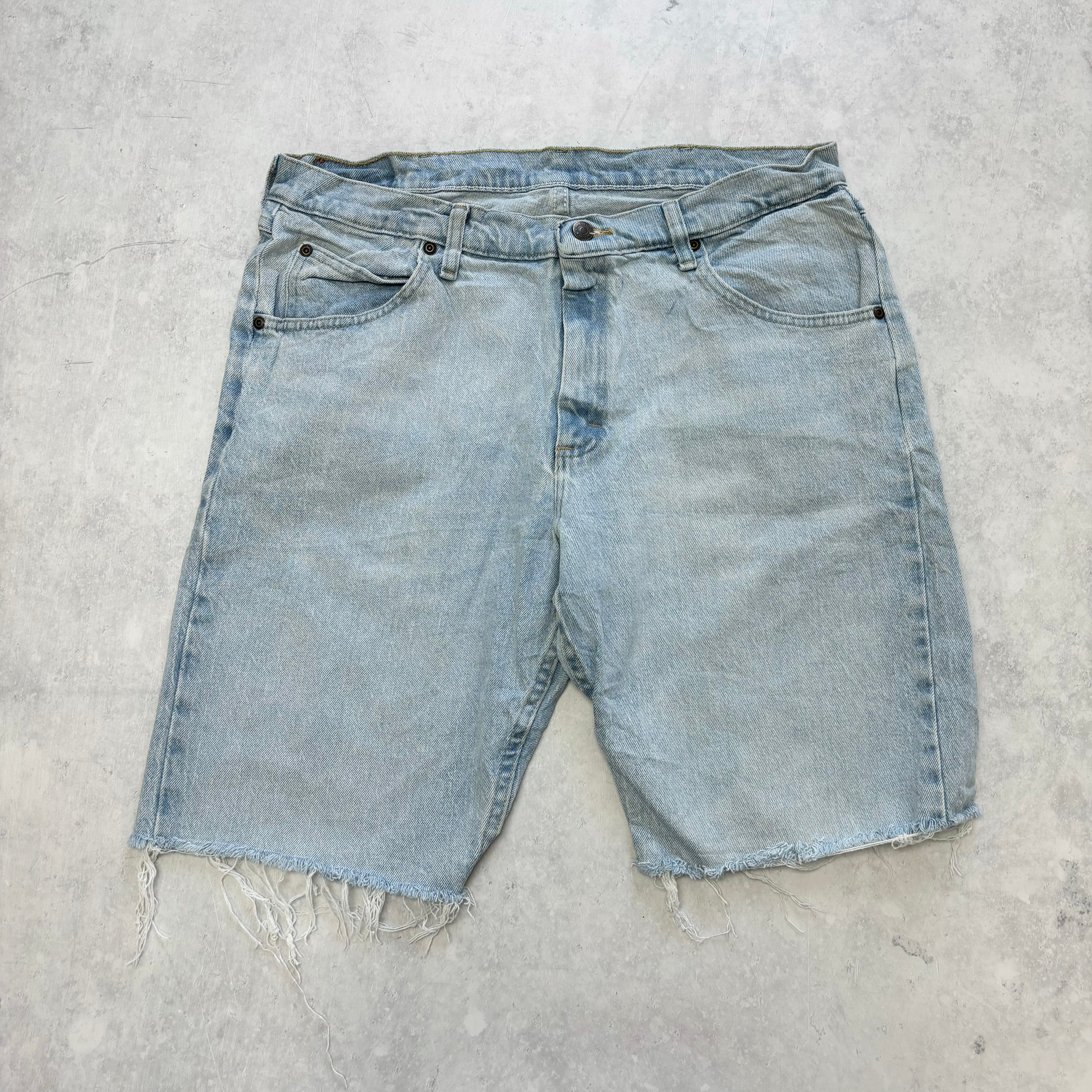 Vintage Wrangler Jorts W34 Mens Denim Shorts Light Blue Regular Fit