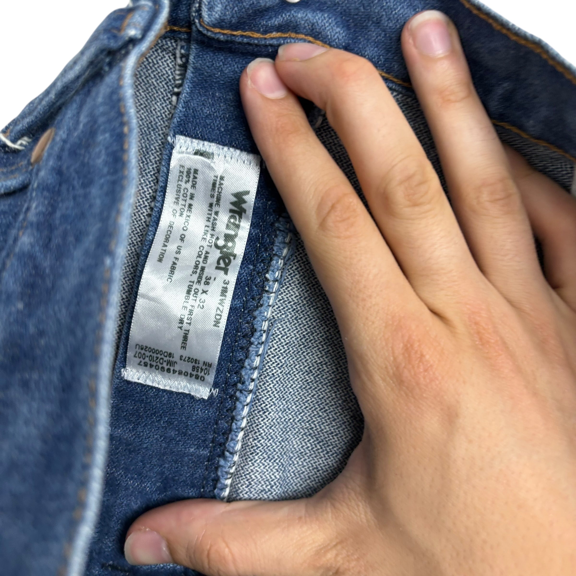 Wrangler Jeans Cowboy Cut W38 L32 Mens Mid Blue 31MWZ Relaxed Fit Denim