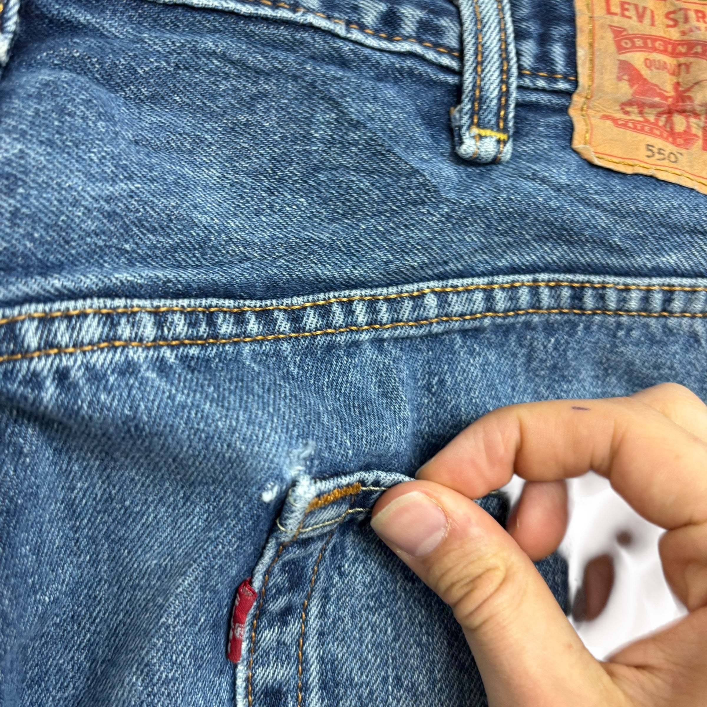 Levis 550 Jeans W38 L34 Mens Mid Blue Baggy Relaxed Straight Fit Denim