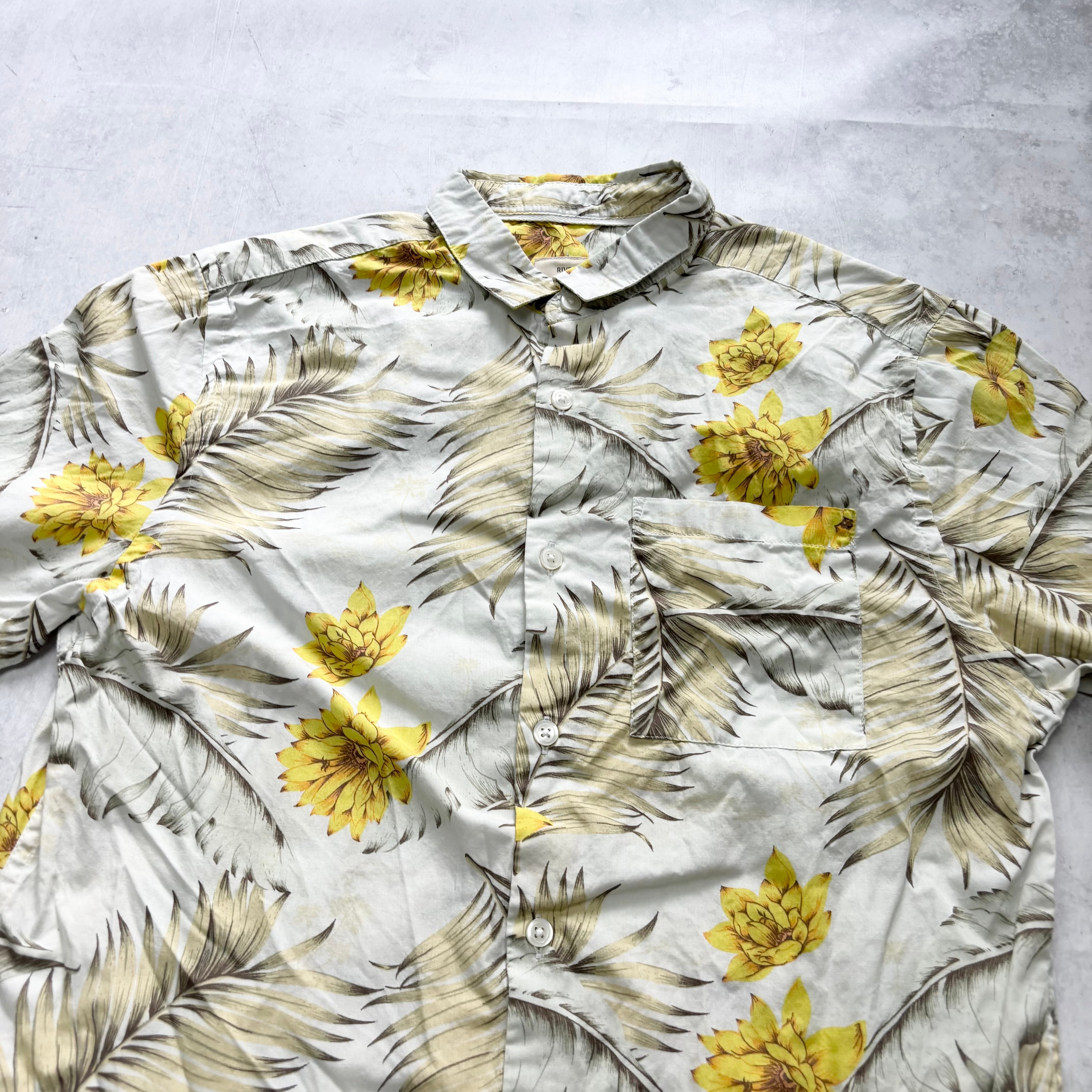 River Island Hawaiian Shirt Mens Small Yellow Floral Aloha Short Sleeve Rayon (E)