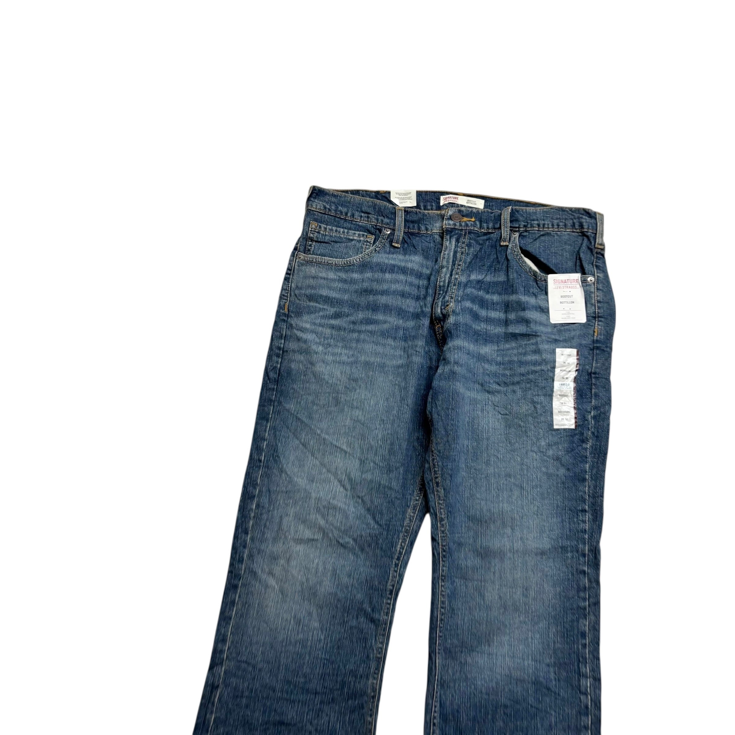 Levis Signature Jeans W36 L30 Mens Mid Blue Regular Bootcut Fit Stretch (E)