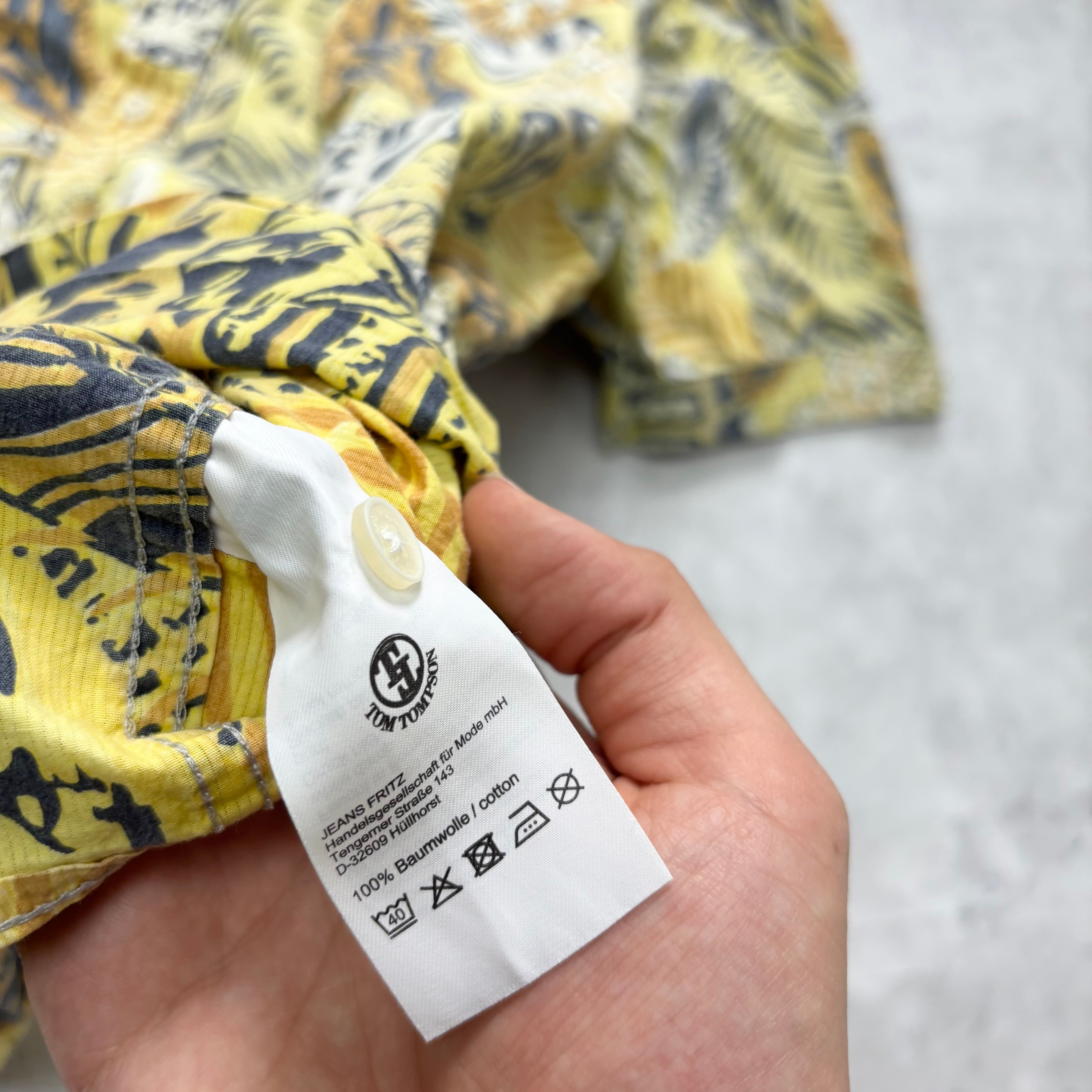 Hawaiian Shirt Mens XXL Yellow Floral Aloha Short Sleeve Cotton (E)