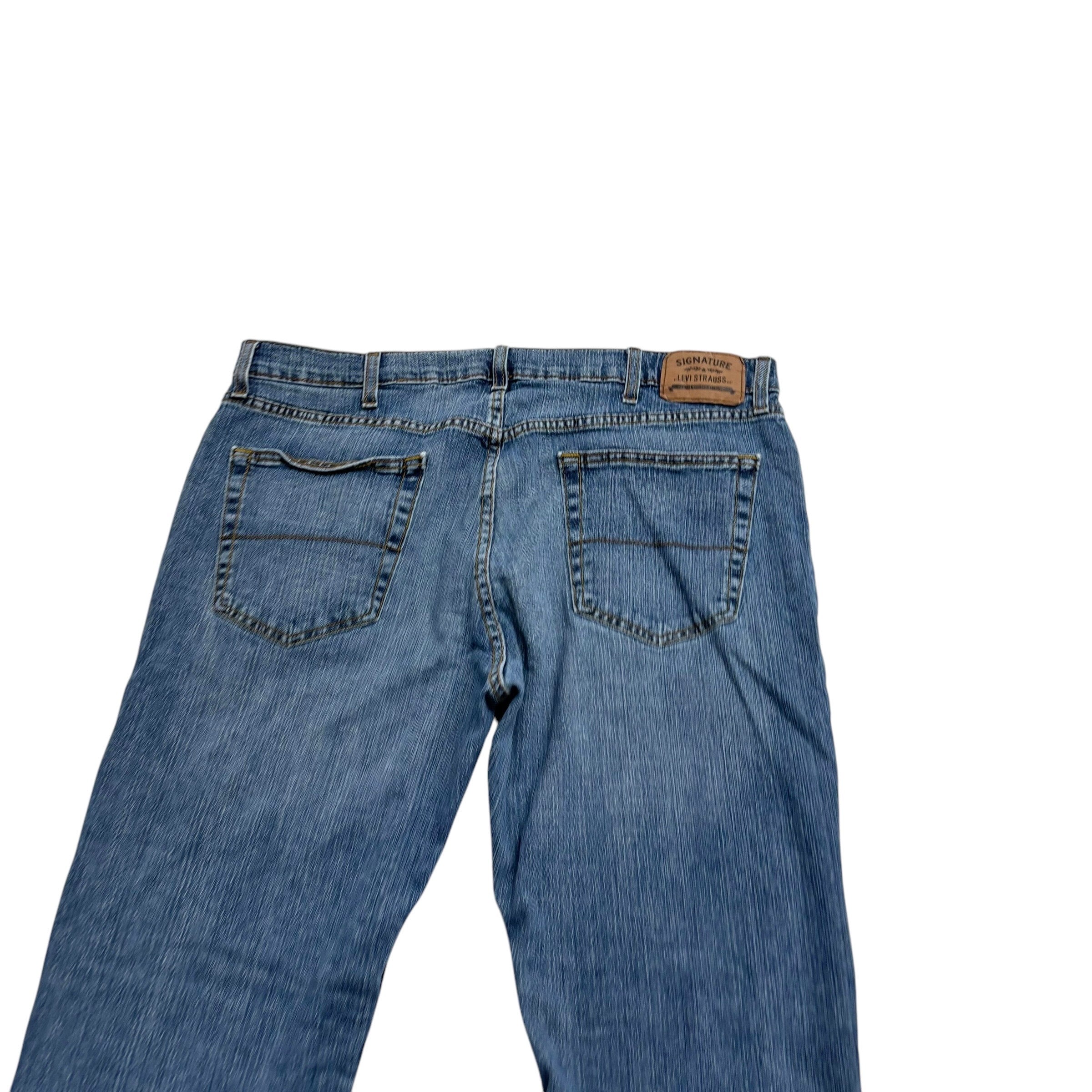Levis Signature Jeans W38 L30 Mens Mid Blue Relaxed Straight Fit Stretch (E)