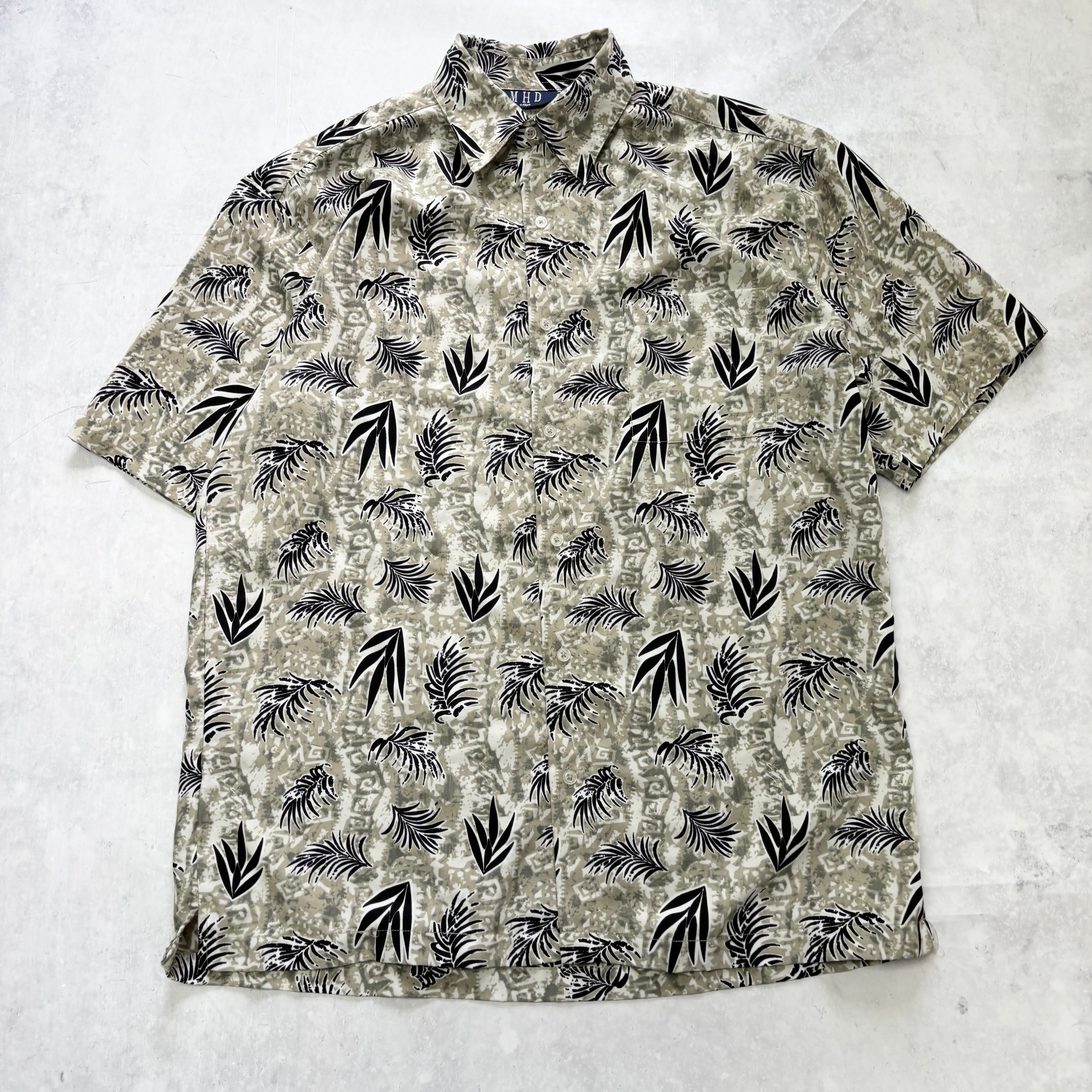 Vintage Hawaiian Shirt Mens Medium Multi Floral Aloha Short Sleeve Polyester (E)