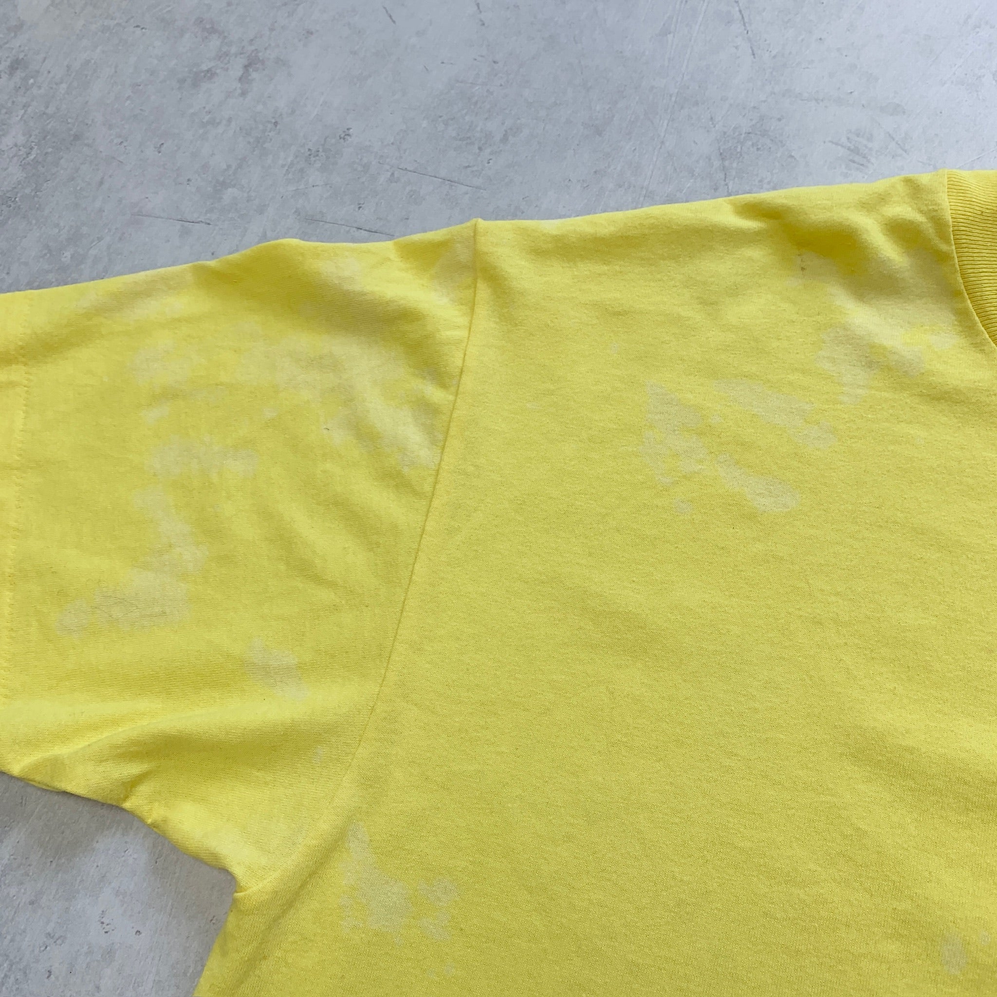 Vintage T Shirt Mens Large Yellow Single Stitch Graphic Print 90s USA