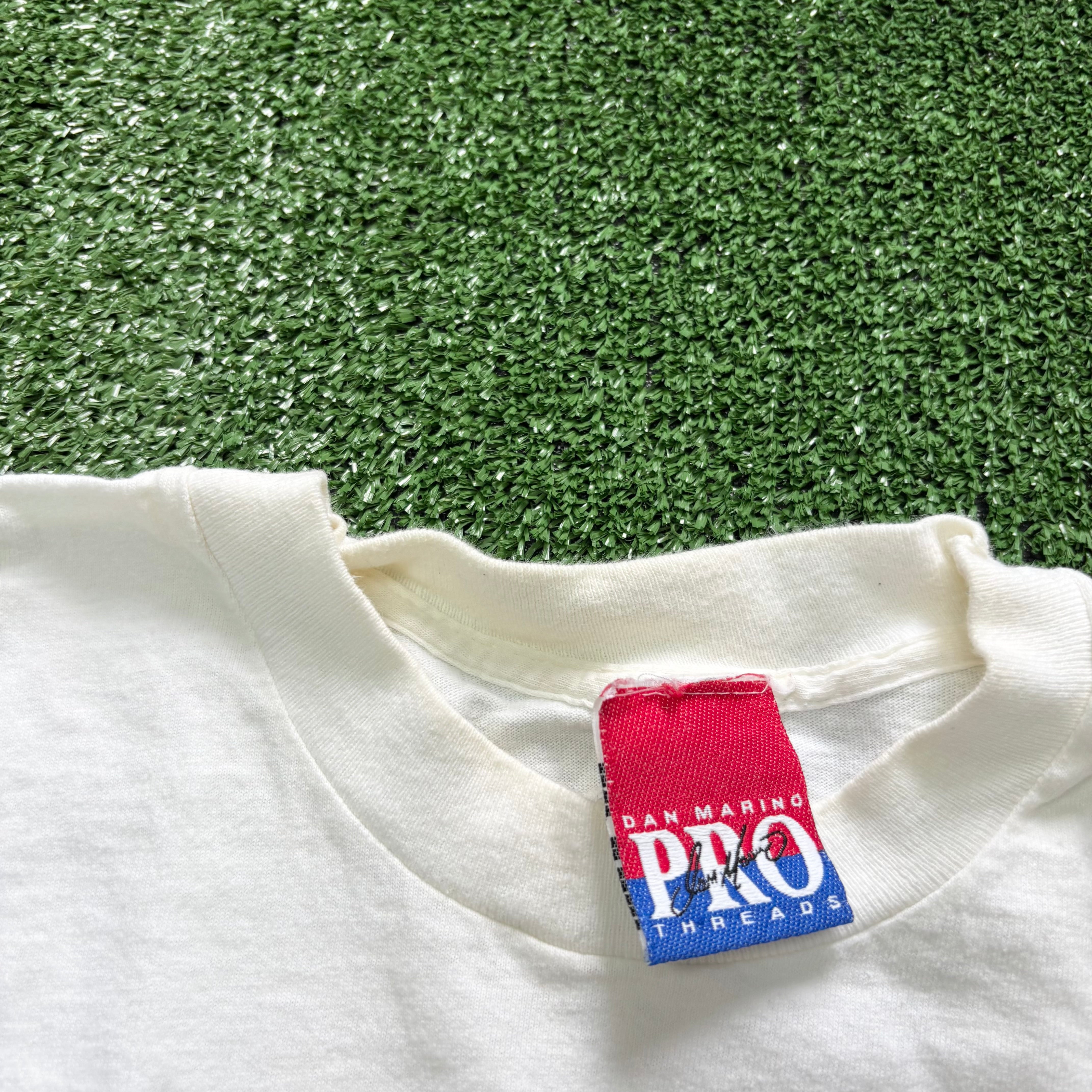 Vintage T Shirt Mens Small White Single Stitch Graphic Print 90s USA NFL