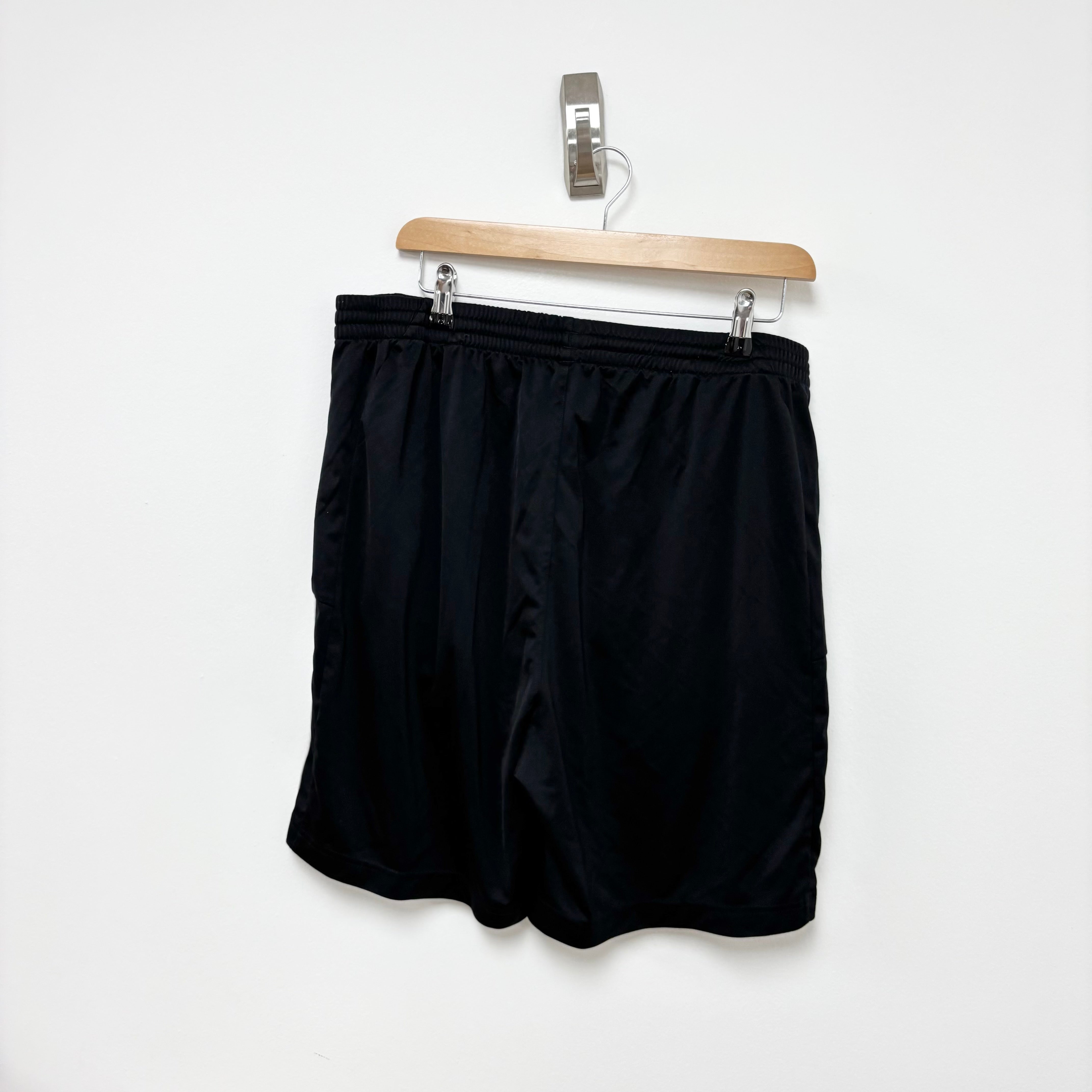 Adidas Shorts Mens XL Black Sports Running Gym Athletic Pockets