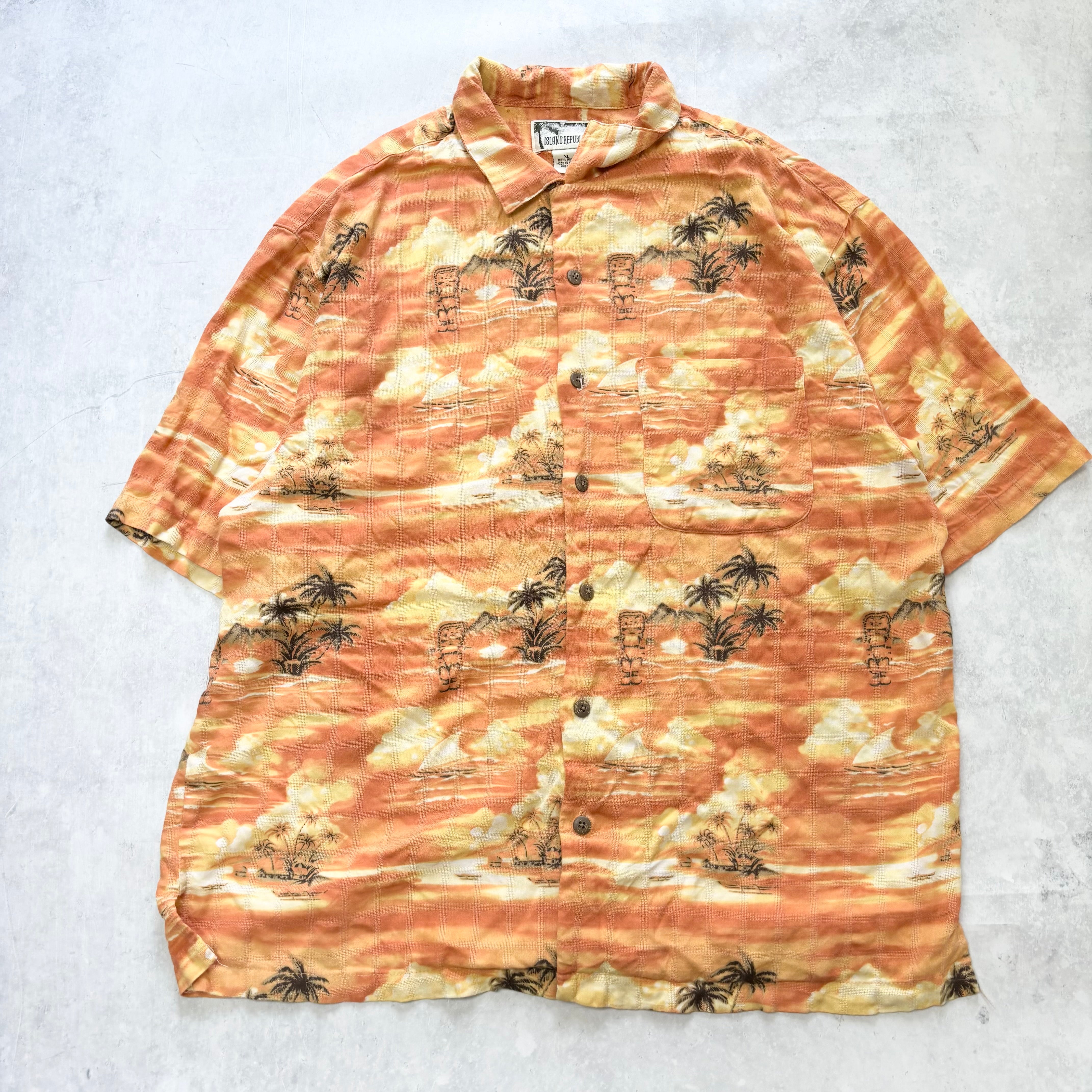 Hawaiian Shirt Mens XL Orange Floral Aloha Short Sleeve Rayon Funky (E)