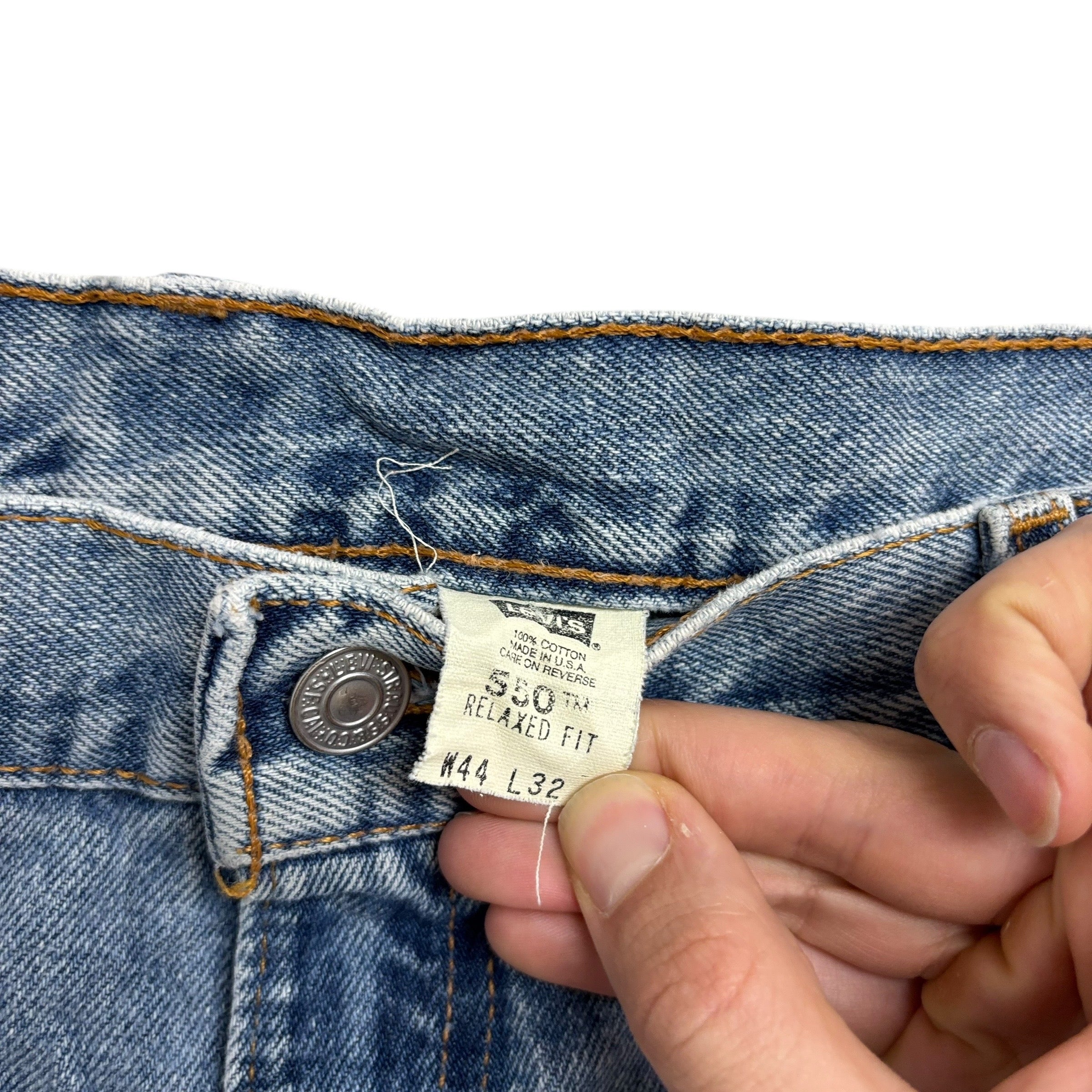 Levis 550 Jeans W42 L30 Mens Light Blue Relaxed Straight Made In USA Vintage (F)