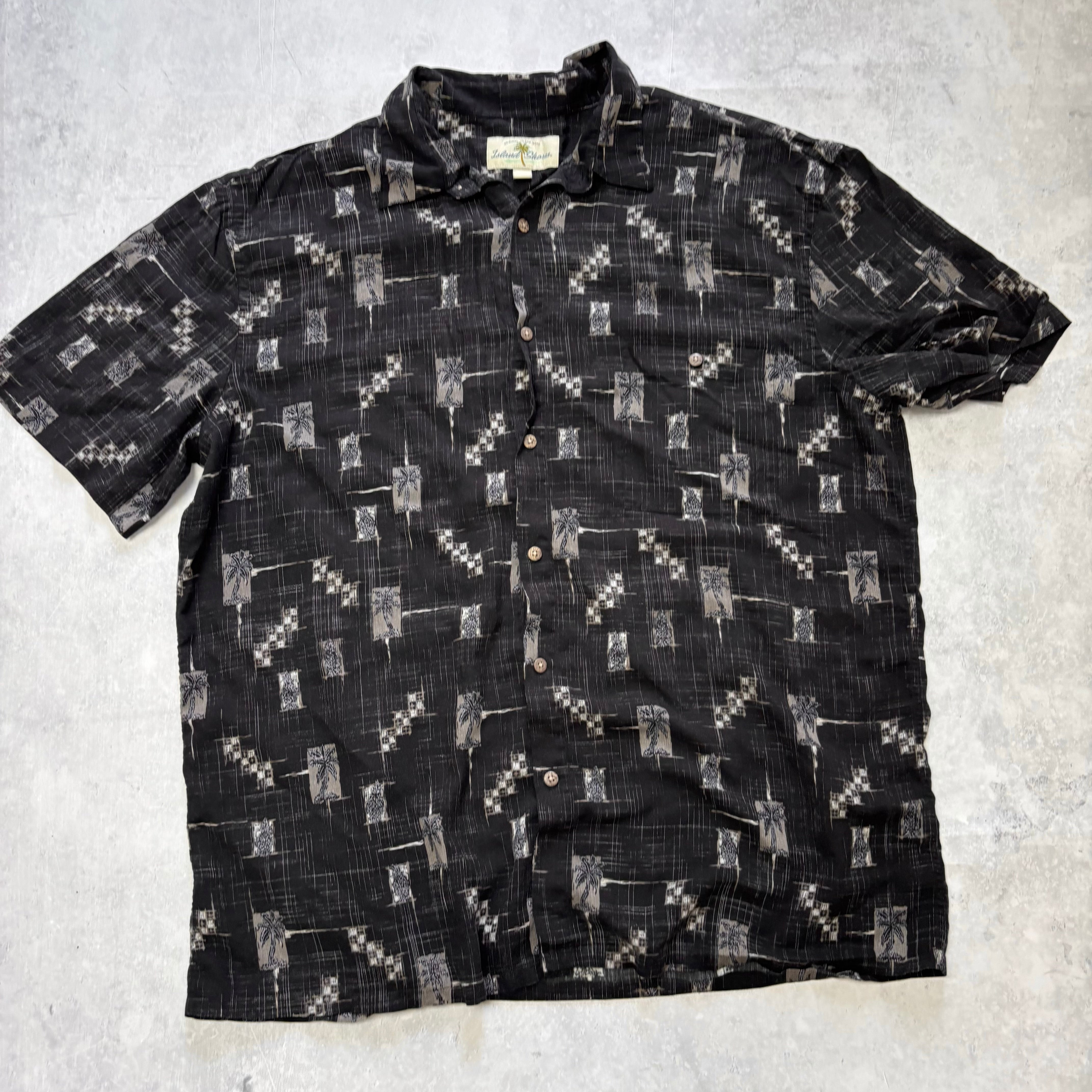 Vintage Hawaiian Shirt Mens XL Black Floral Aloha Short Sleeve Rayon (E)