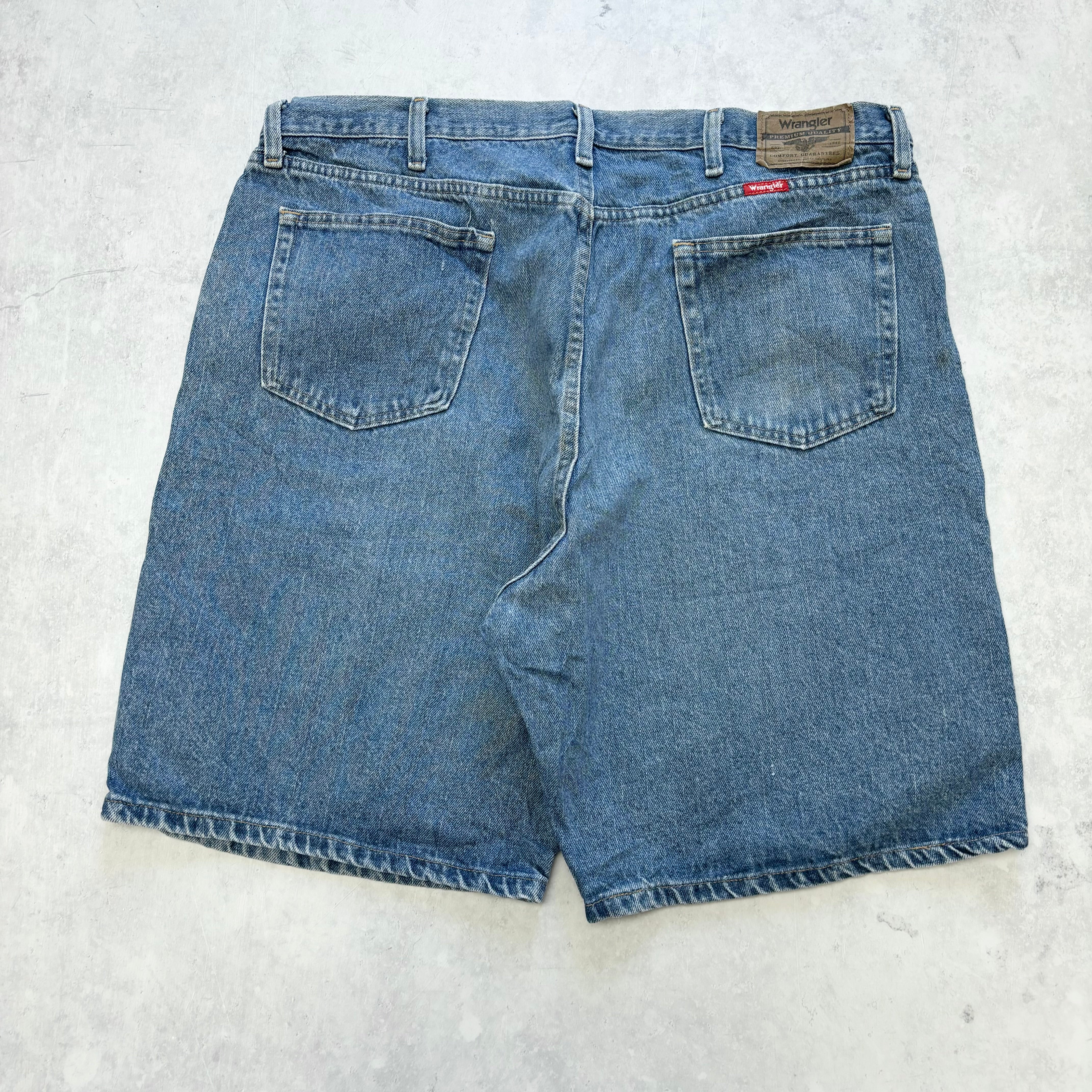 Vintage Wrangler Jorts W40 Mens Denim Shorts Mid Blue Baggy Relaxed Fit