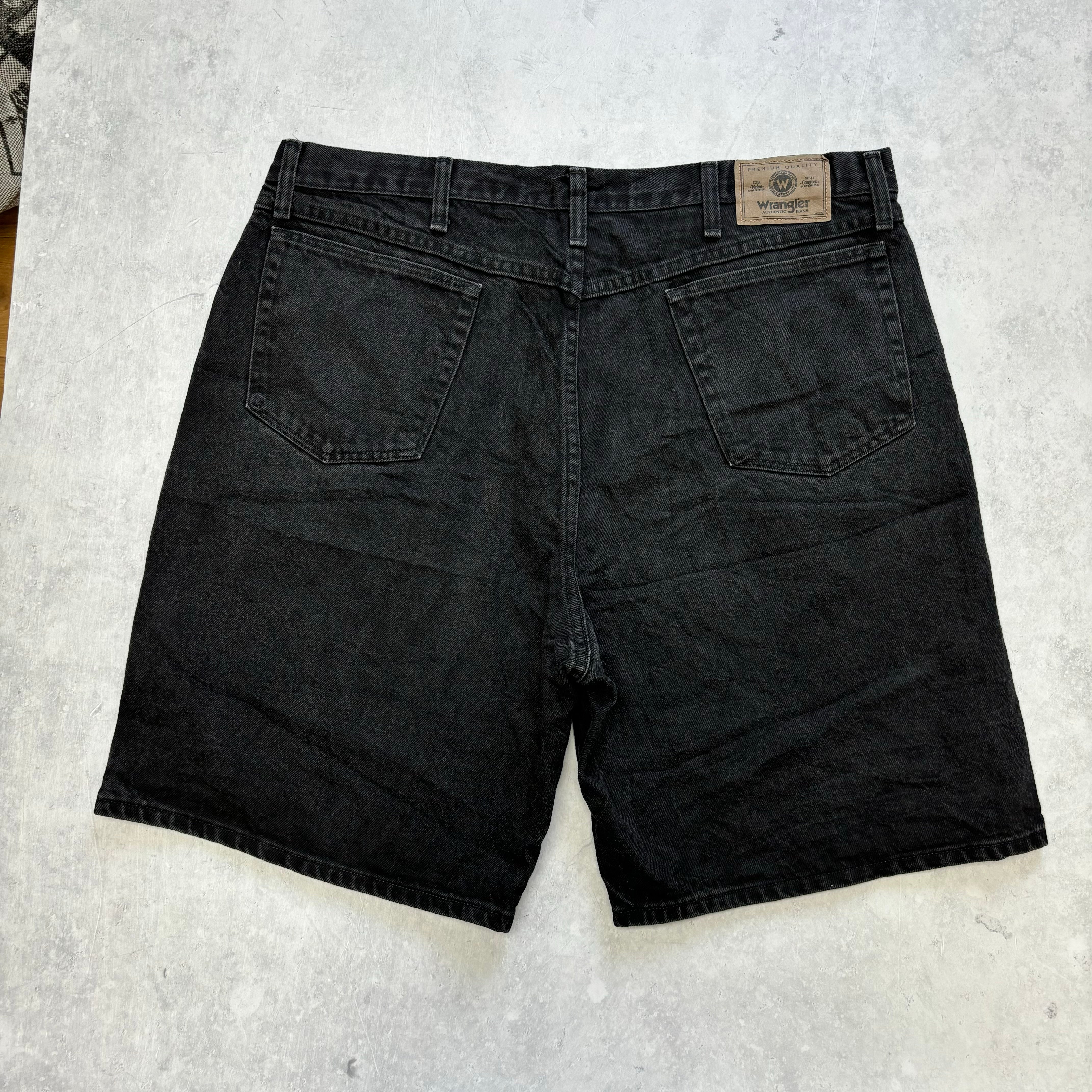 Vintage Wrangler Jorts W40 Mens Denim Shorts Black Baggy Relaxed Fit