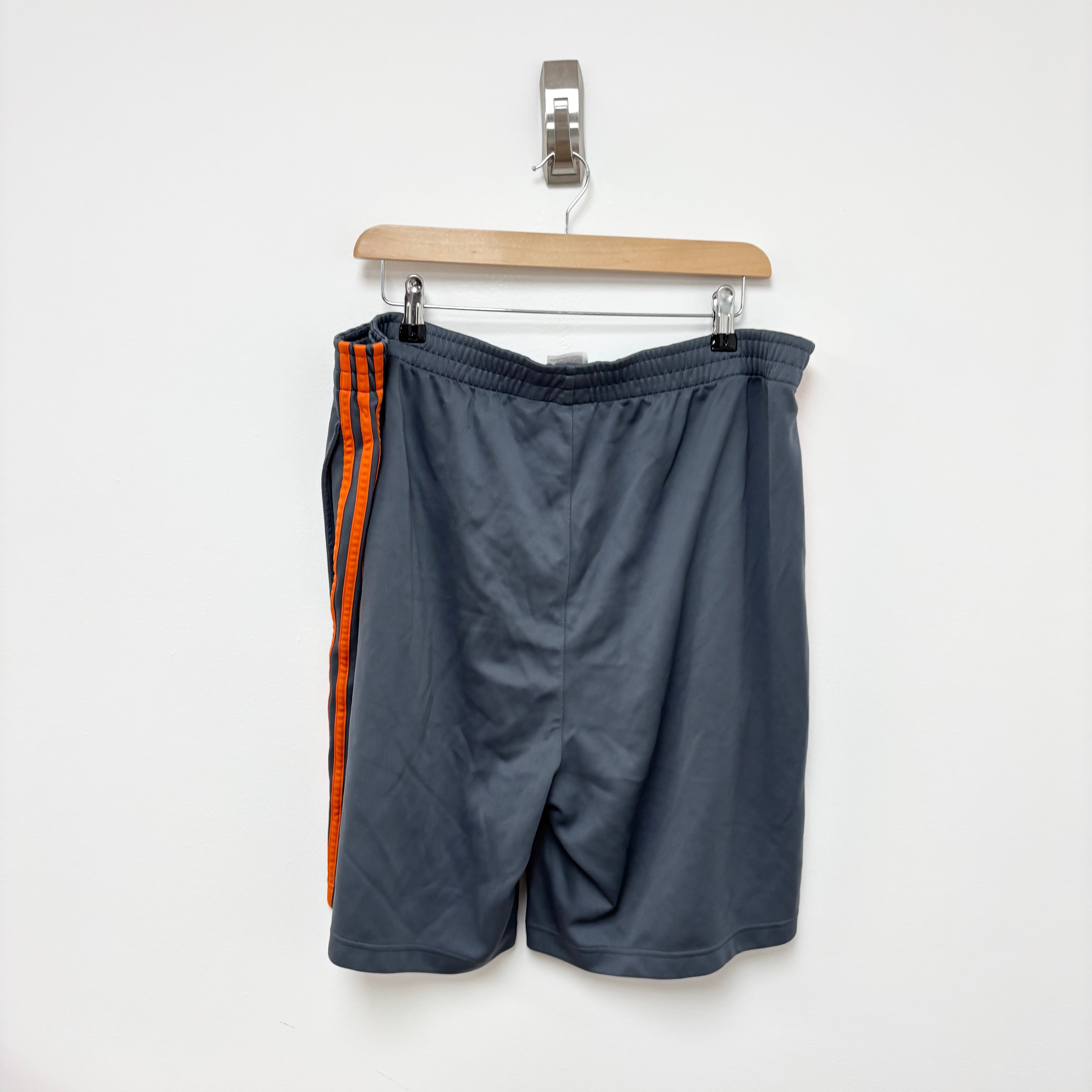 Adidas Shorts Mens XXL Grey Sports Running Gym Athletic Pockets