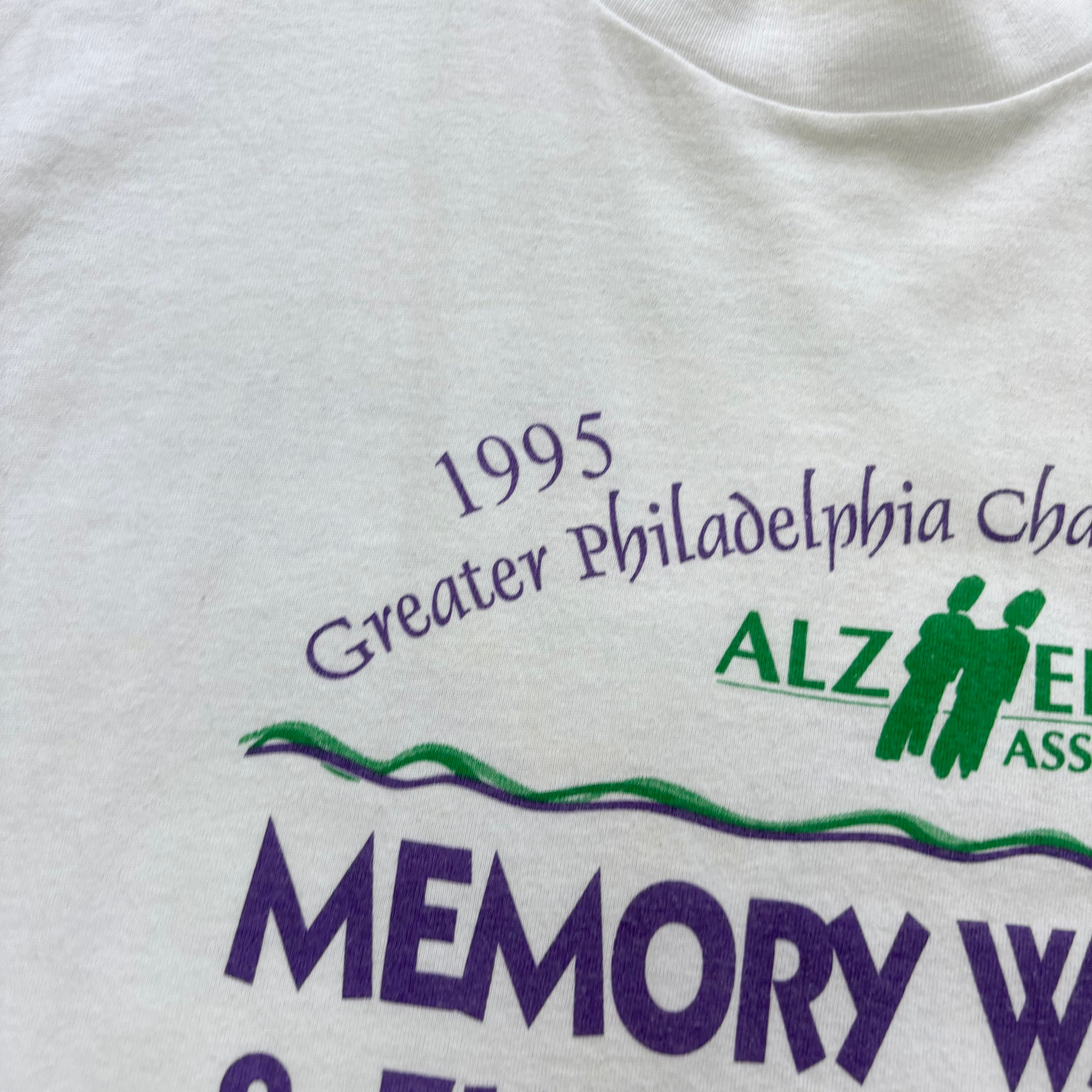 Vintage T Shirt Mens XL White Single Stitch Graphic Print 90s Running