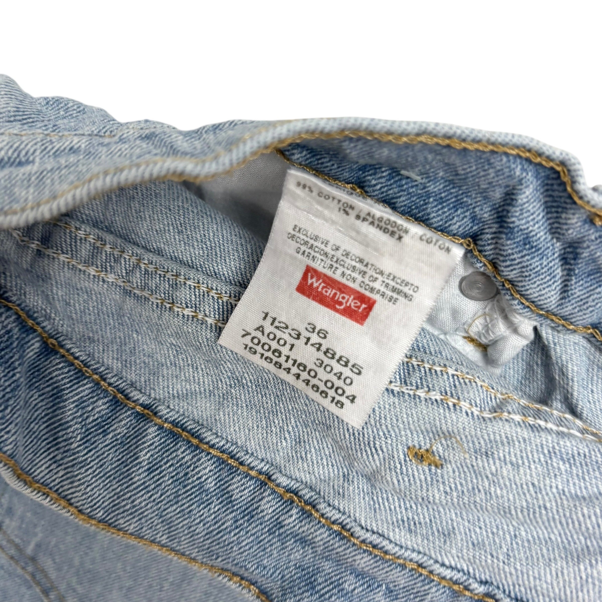 Wrangler Denim Shorts W36 Mens Light Blue Cut Off 3in Stretch