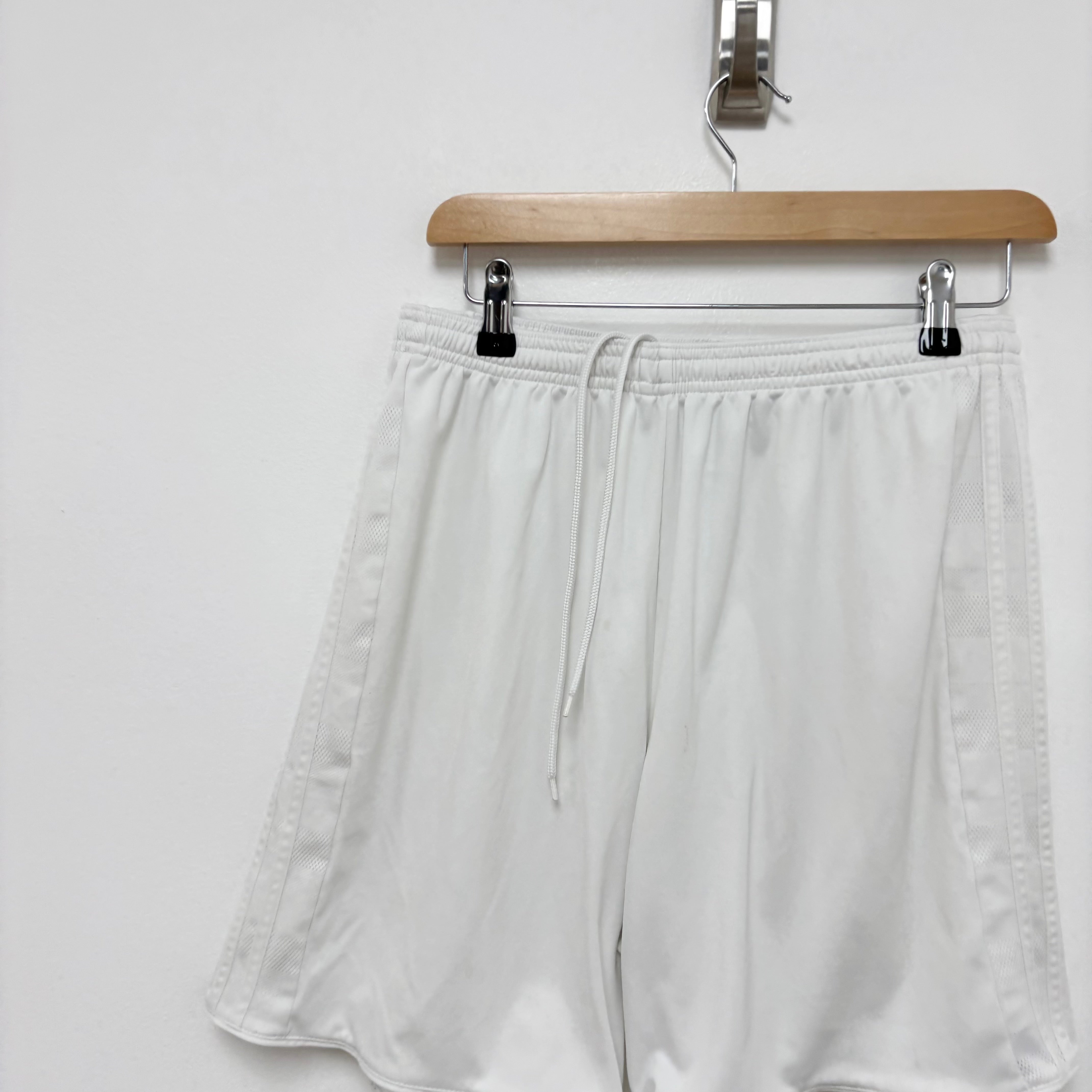 Adidas Shorts Mens Large White Sports Running Gym Athletic (F)
