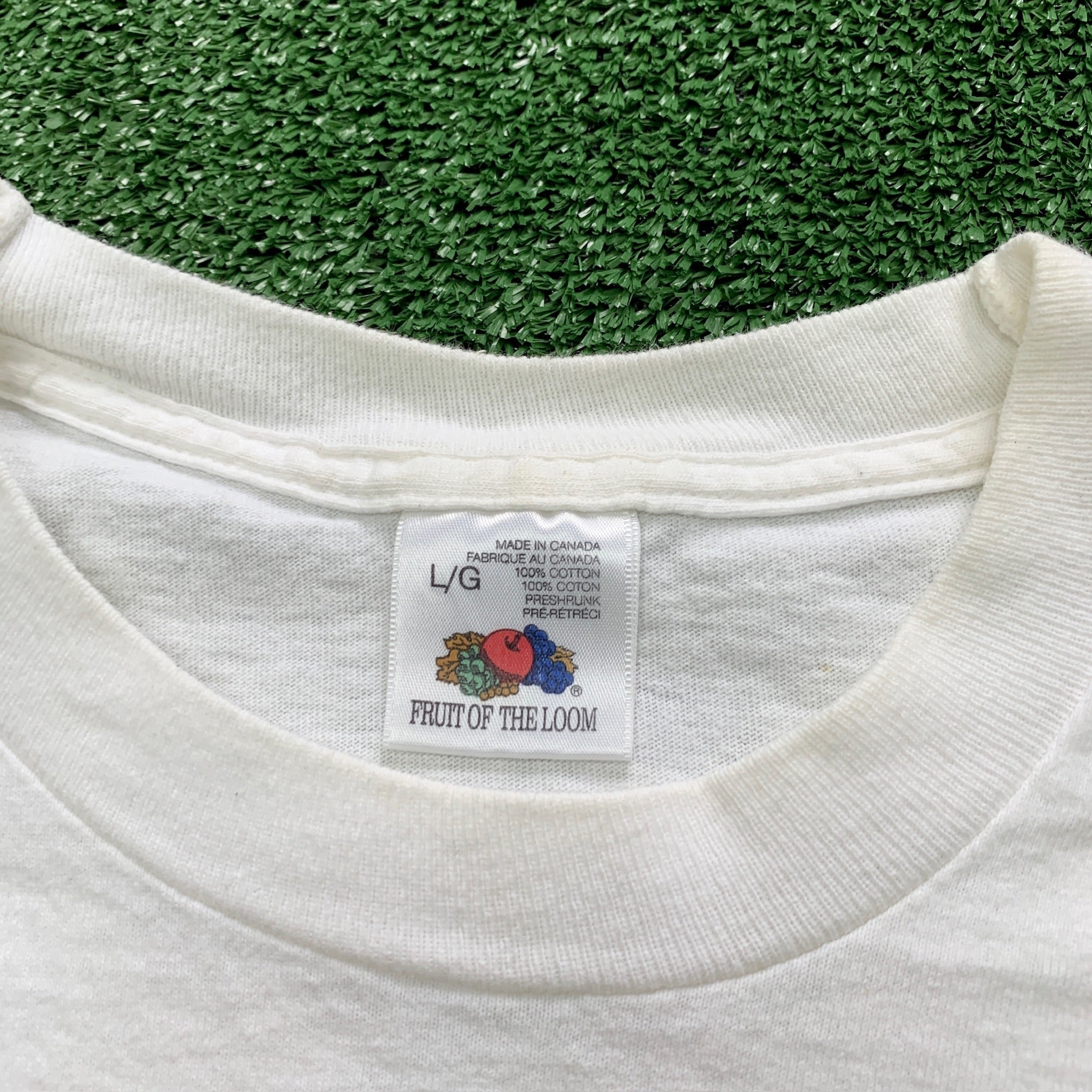 Vintage T Shirt Mens Medium White Single Stitch Graphic Print 90s USA