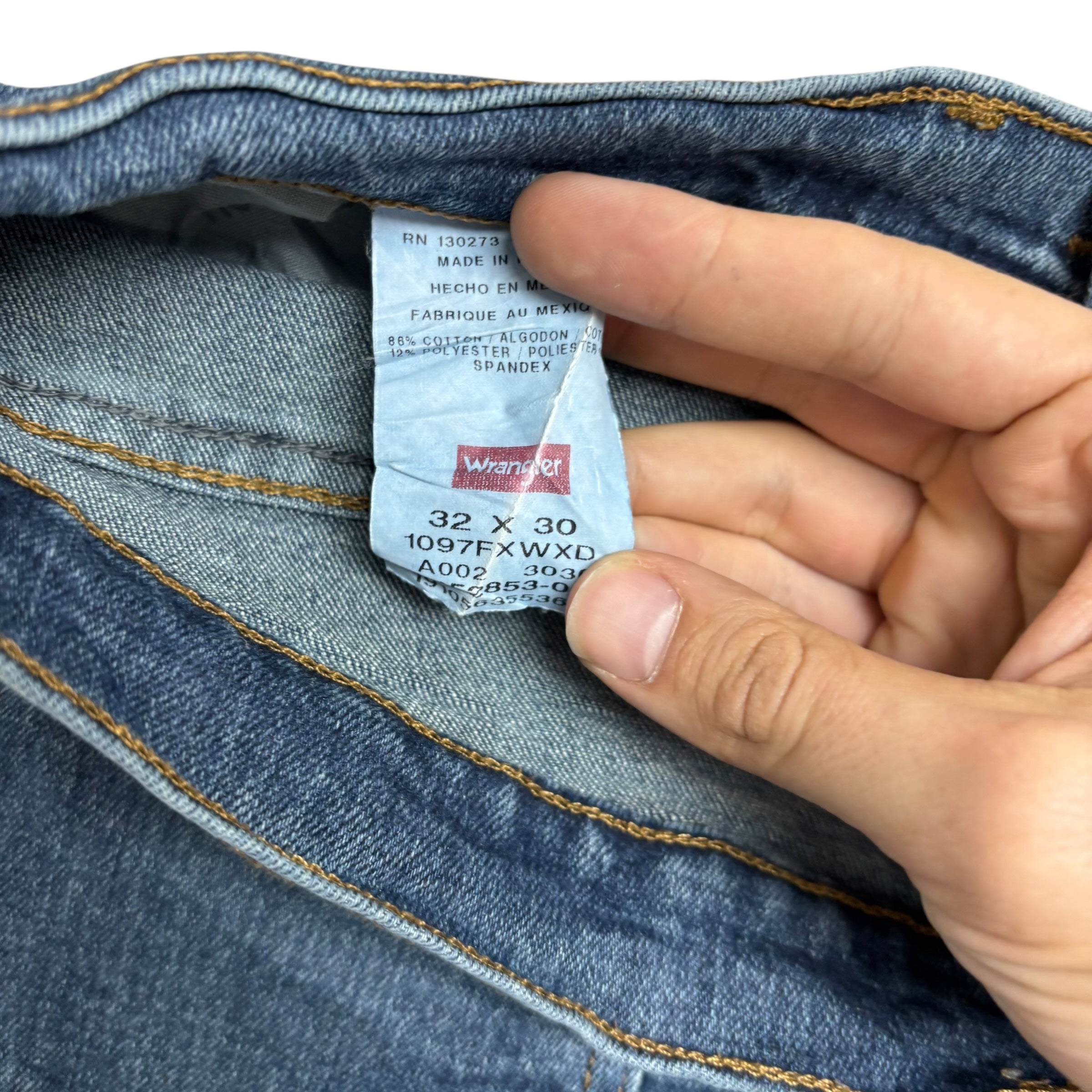 Wrangler Jeans W32 L30 Mens Dark Blue Relaxed Straight Fit Stretch Denim