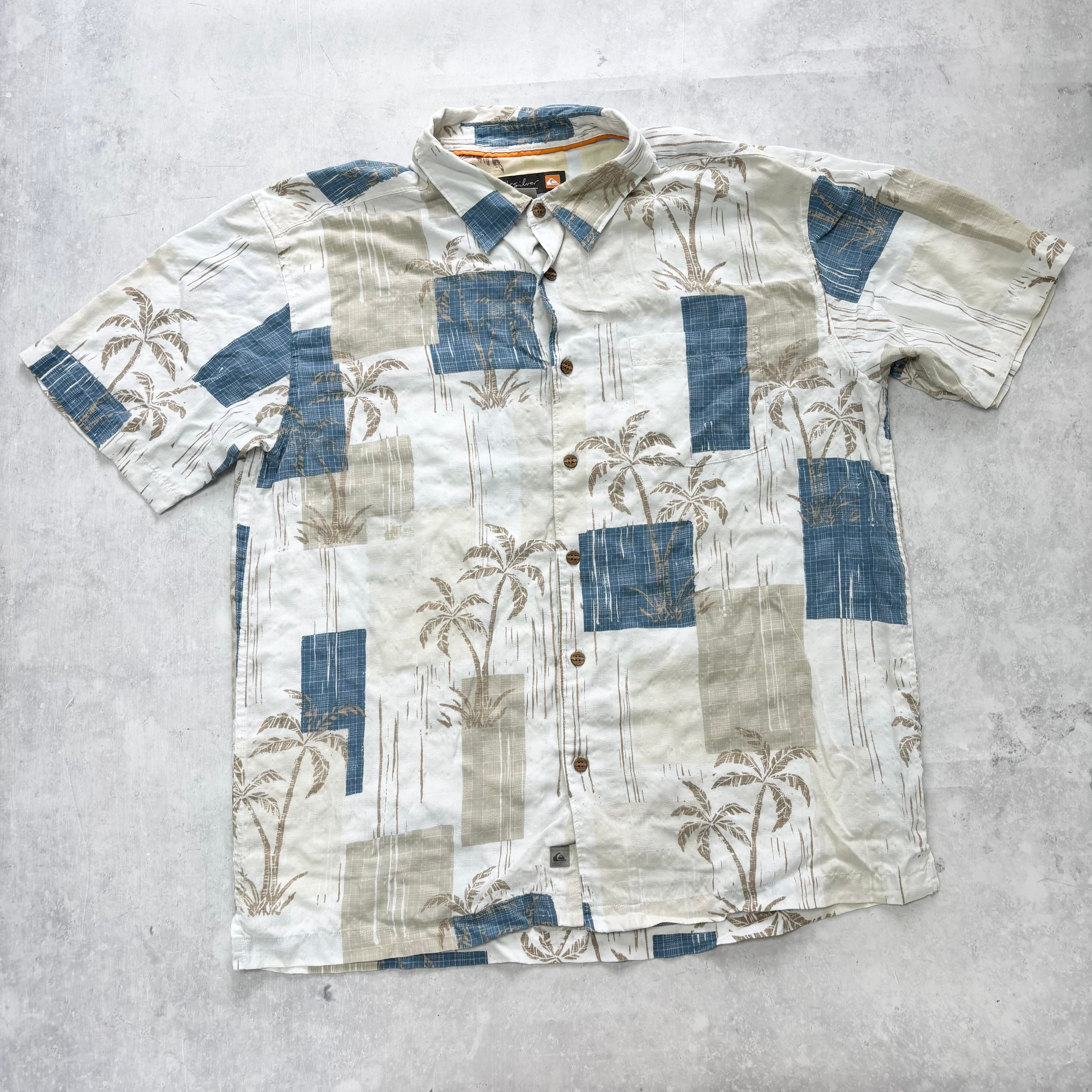 Quiksilver Hawaiian Shirt Mens XL White Vintage Short Sleeve Rayon Y2K (E)
