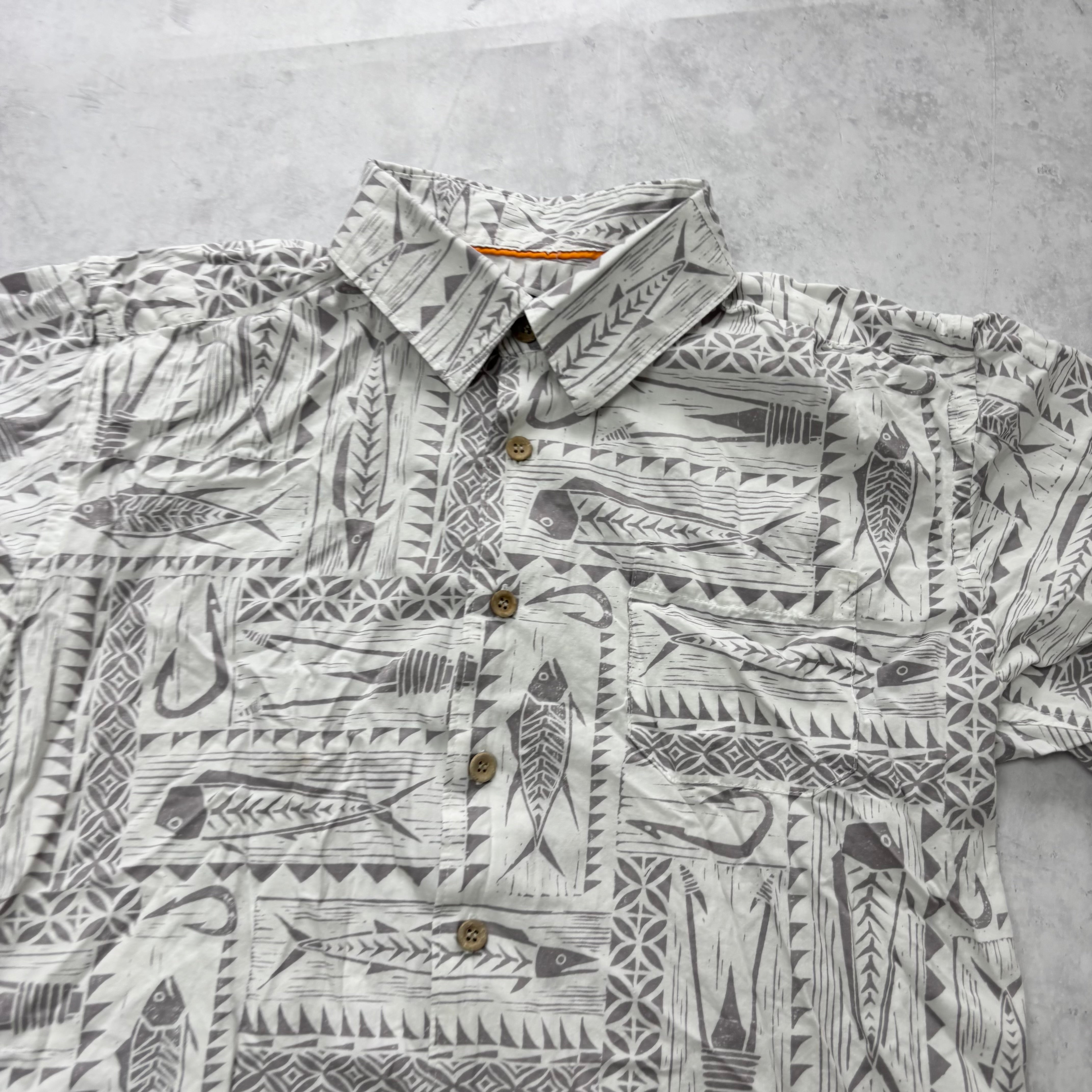 Quiksilver Hawaiian Shirt Mens Small White Aloha Short Sleeve Cotton (E)