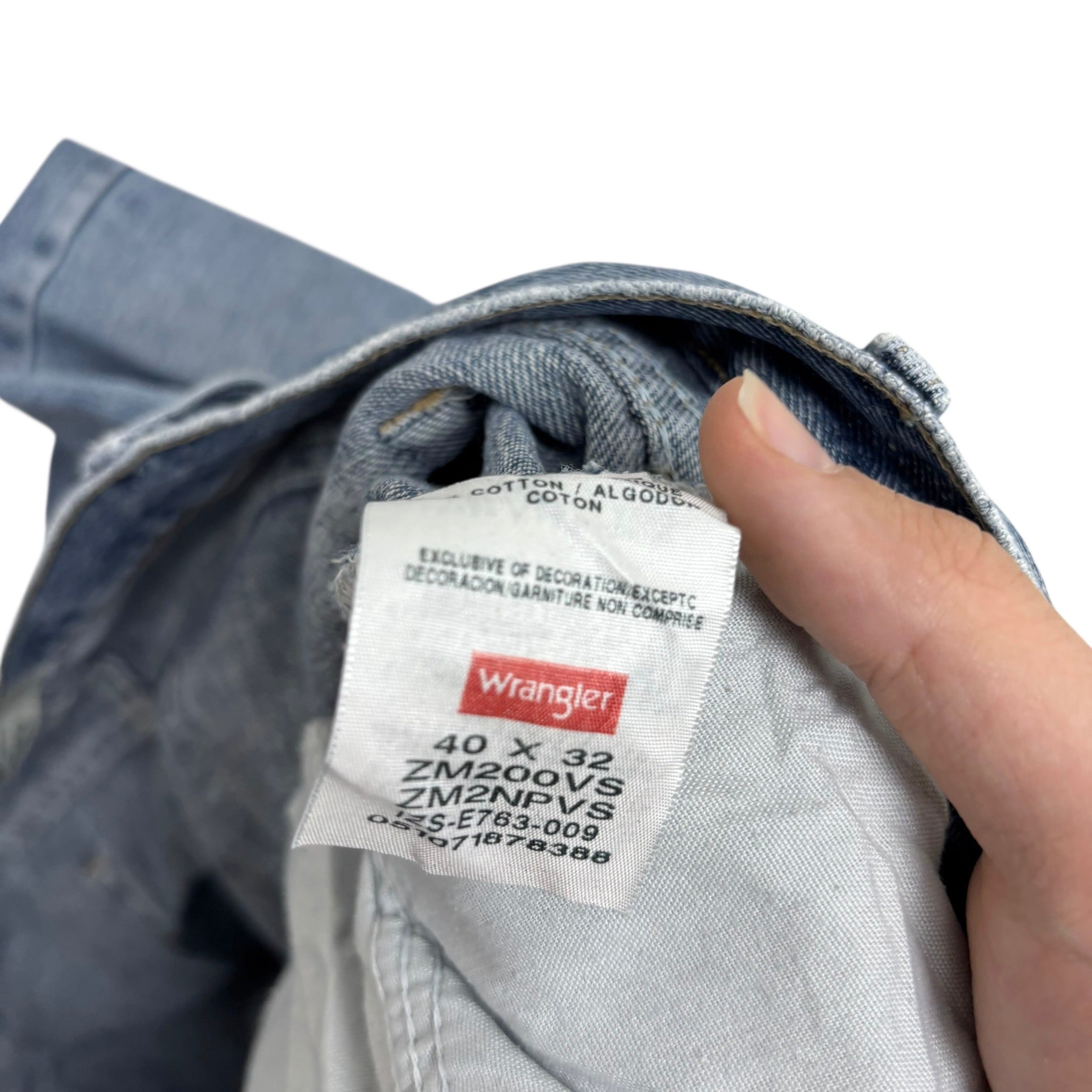 Wrangler Jeans W42 L32 Mens Light Blue Relaxed Straight Fit Denim