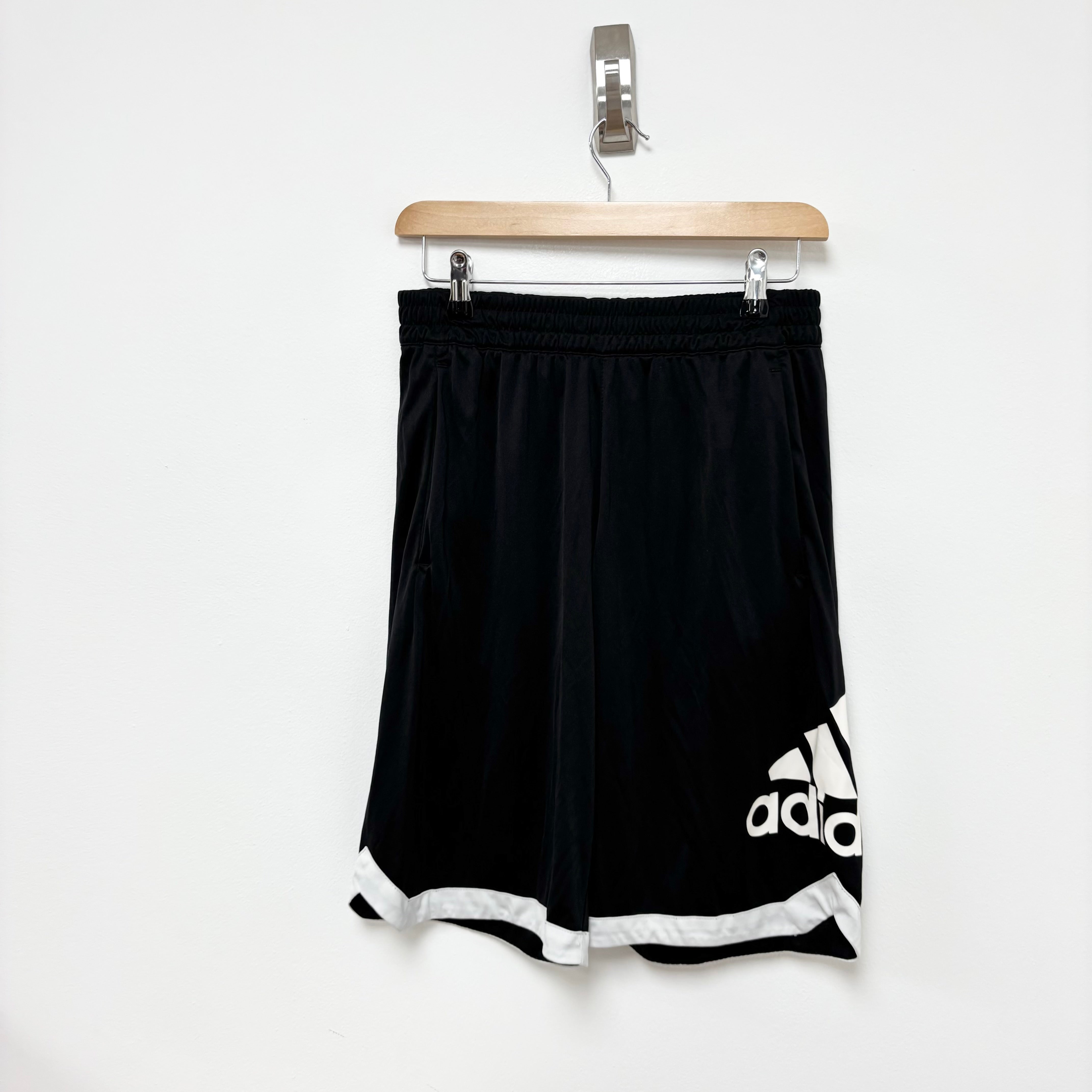 Adidas Shorts Mens Medium Black Sports Running Gym Athletic Pockets