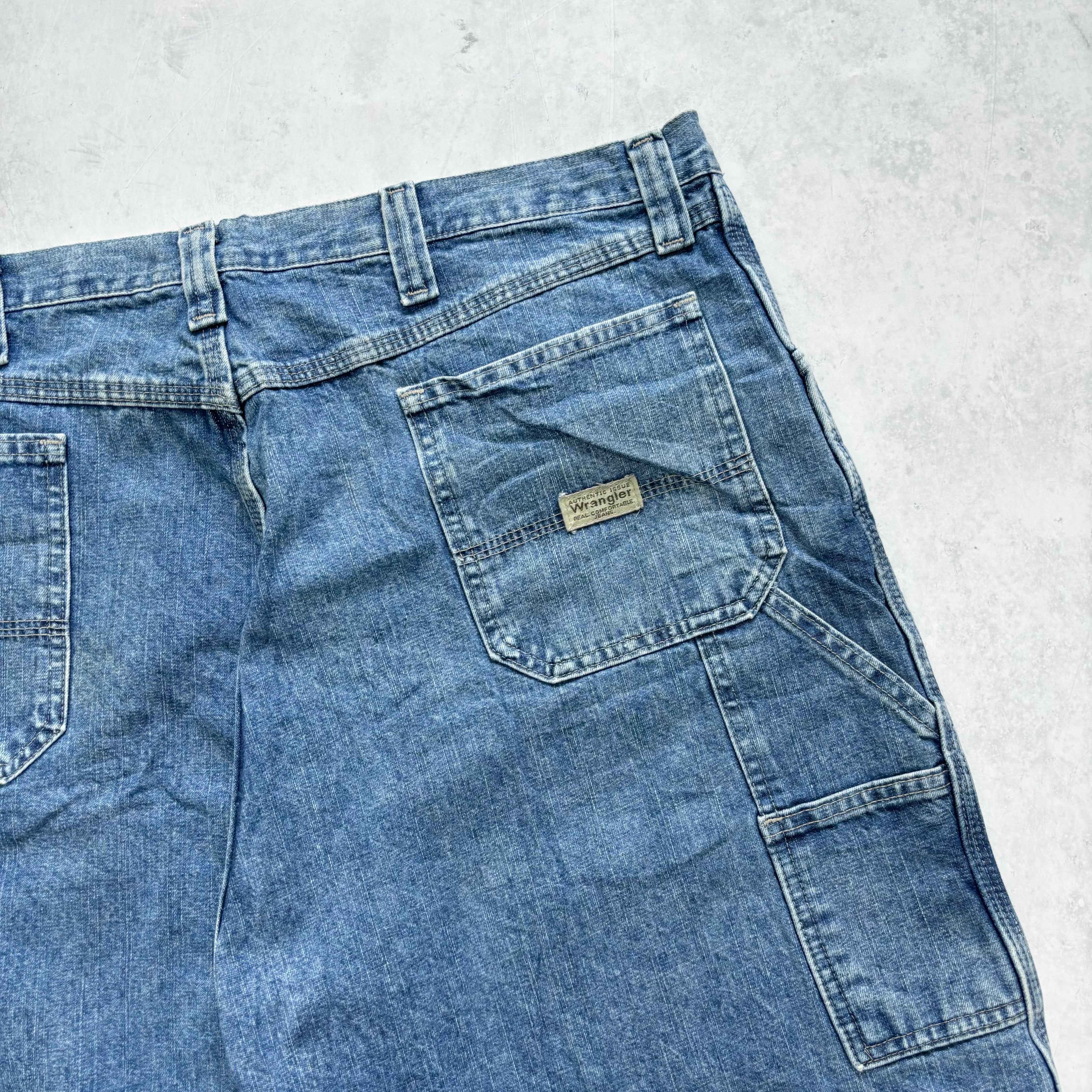 Vintage Wrangler Jorts W40 Mens Denim Shorts Mid Blue Baggy Relaxed Carpenter